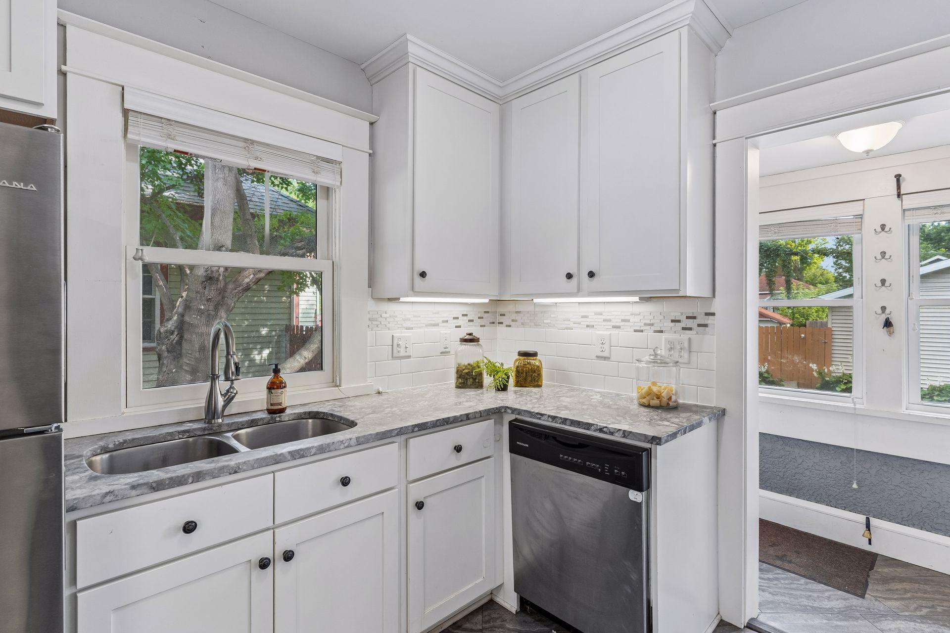 View of Residential at 1706 Palace Avenue, Saint Paul MN 55105, Saint Paul (12 of 44) - Mike Wilen | Minnesota Team Real Estate