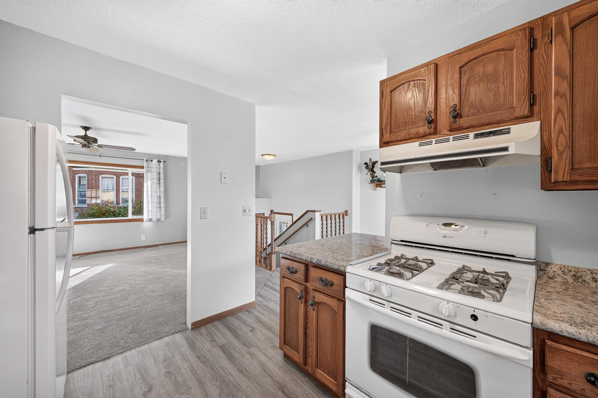 View of Residential at 2715 10th Avenue, North Saint Paul MN 55109, North Saint Paul (12 of 32) - Mike Wilen | Minnesota Team Real Estate