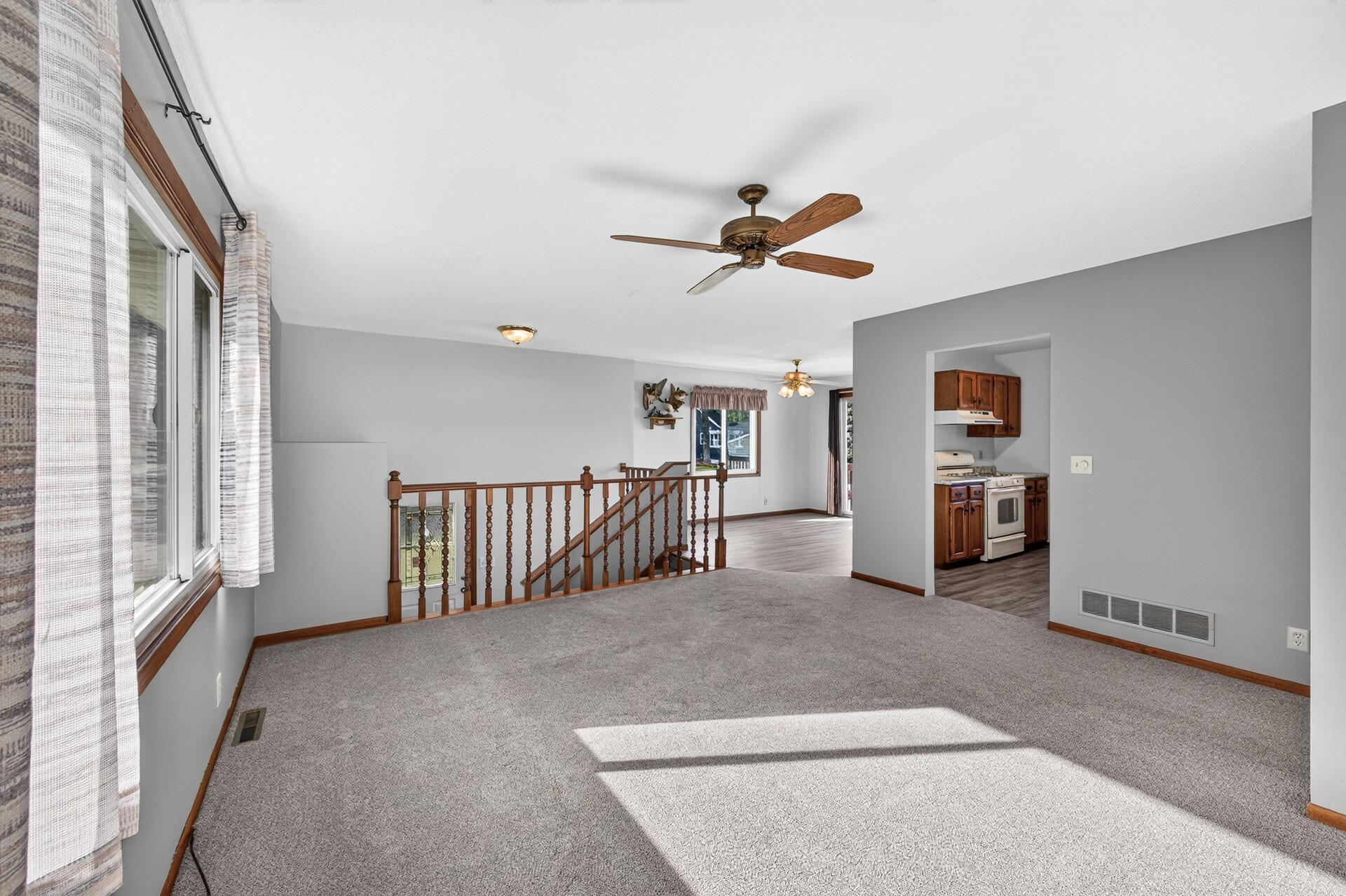 View of Residential at 2715 10th Avenue, North Saint Paul MN 55109, North Saint Paul (6 of 32) - Mike Wilen | Minnesota Team Real Estate