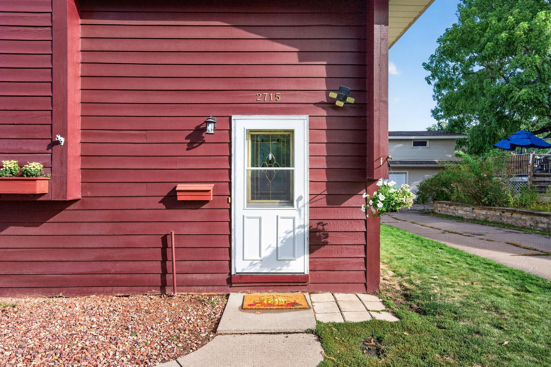 View of Residential at 2715 10th Avenue, North Saint Paul MN 55109, North Saint Paul (3 of 32) - Mike Wilen | Minnesota Team Real Estate
