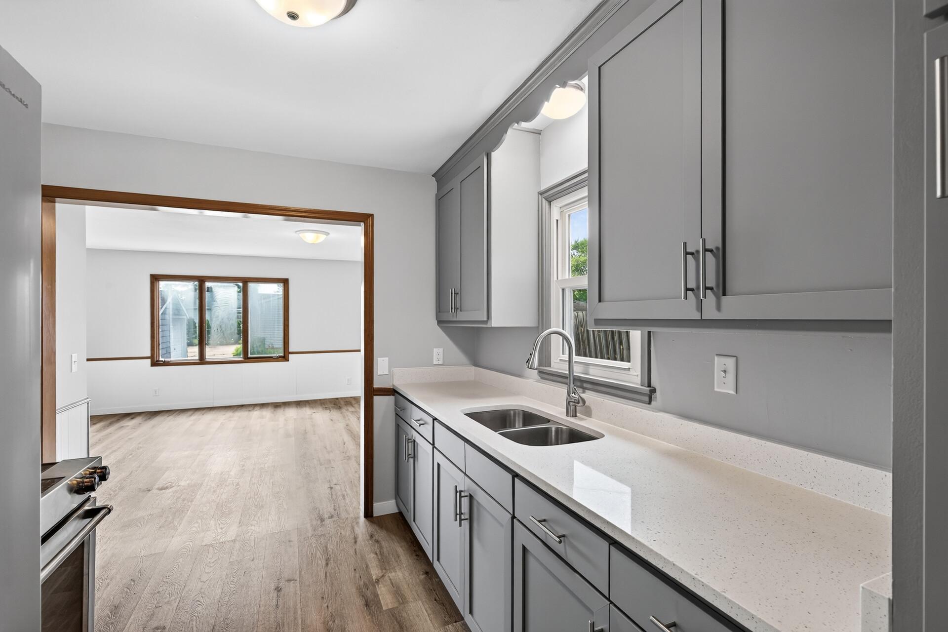 View of Residential at 3620 Sumter Avenue, Saint Louis Park MN 55426, Saint Louis Park (10 of 28) - Mike Wilen | Minnesota Team Real Estate