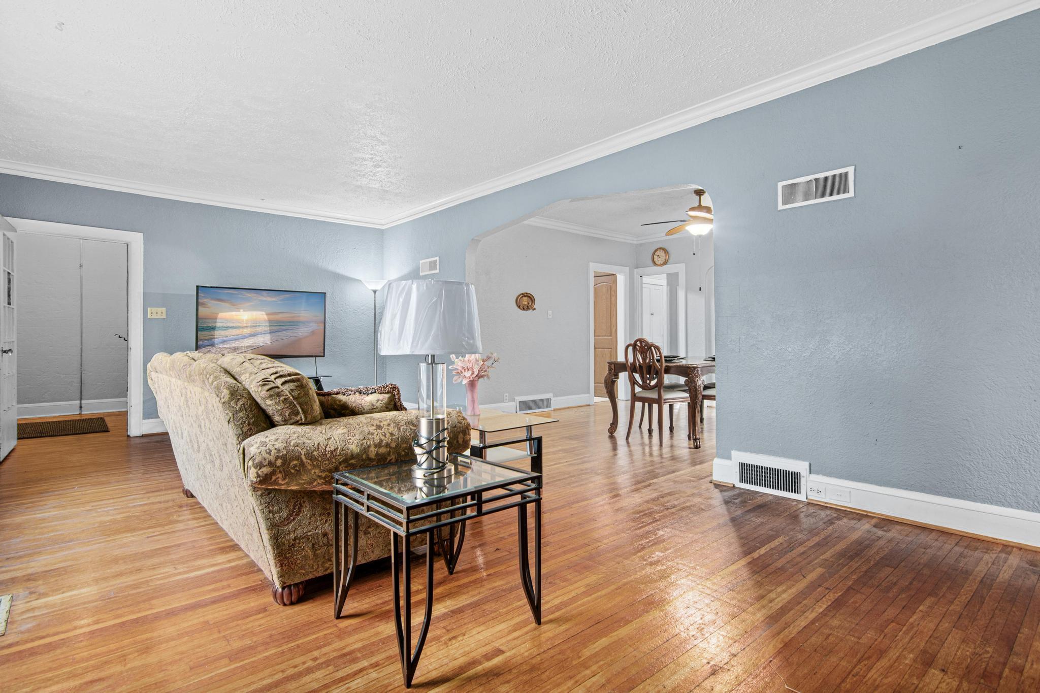 View of Residential at 1206 Russell Avenue, Minneapolis MN 55411, Minneapolis (4 of 30) - Mike Wilen | Minnesota Team Real Estate