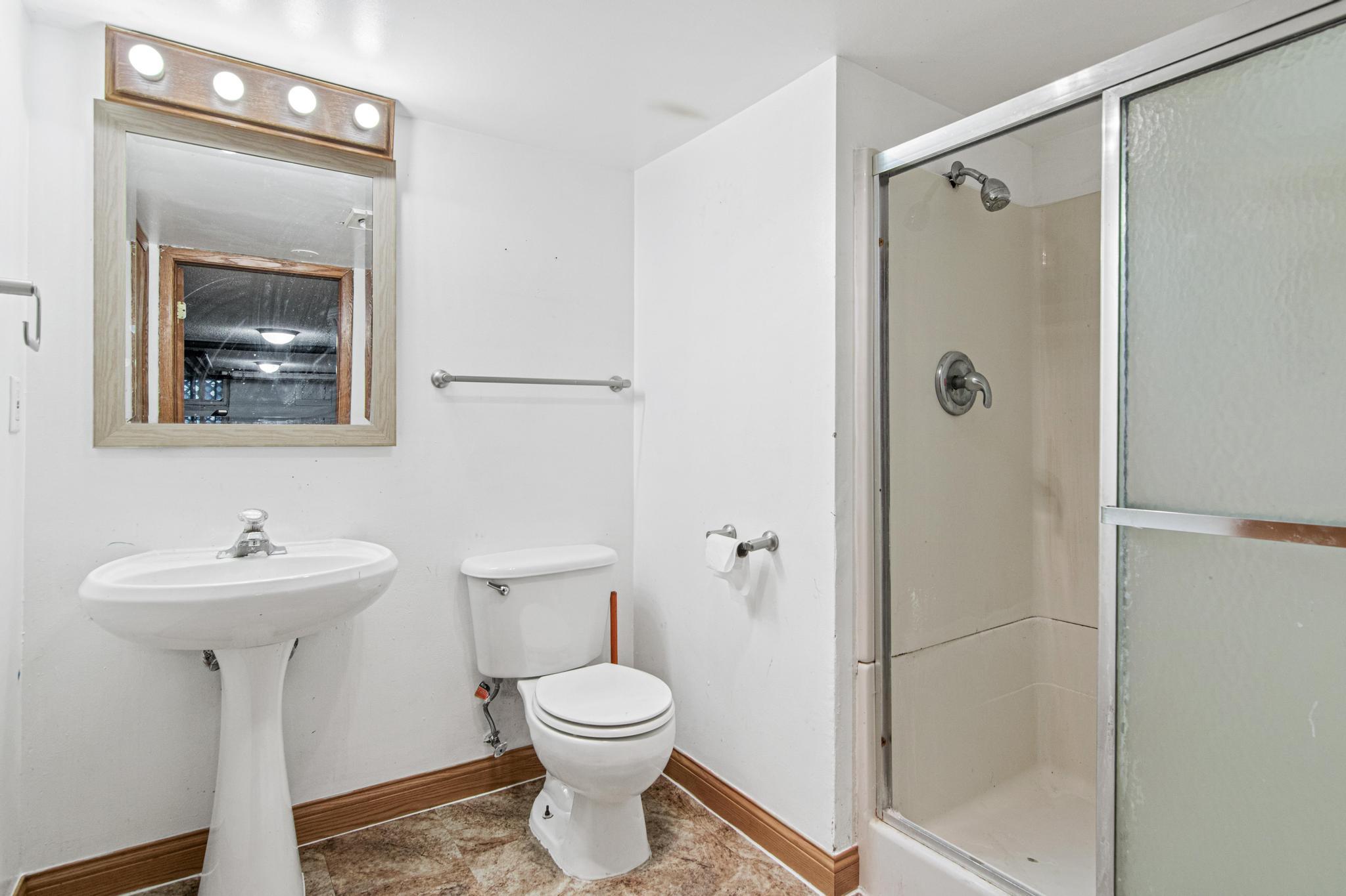View of Residential at 1206 Russell Avenue, Minneapolis MN 55411, Minneapolis (26 of 30) - Mike Wilen | Minnesota Team Real Estate