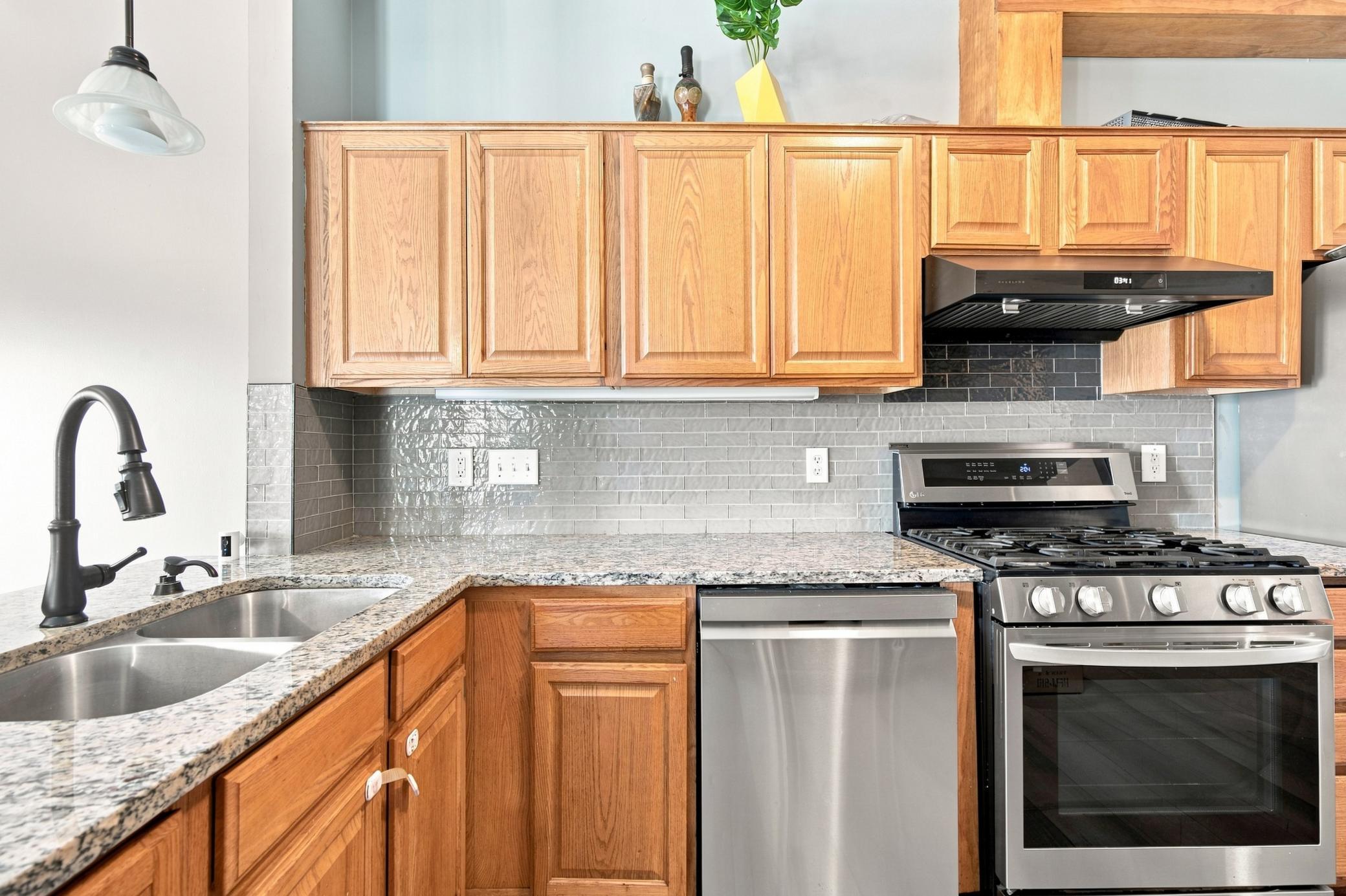 View of Residential at 8605 Tessman Circle, Brooklyn Park MN 55445, Brooklyn Park (9 of 33) - Mike Wilen | Minnesota Team Real Estate