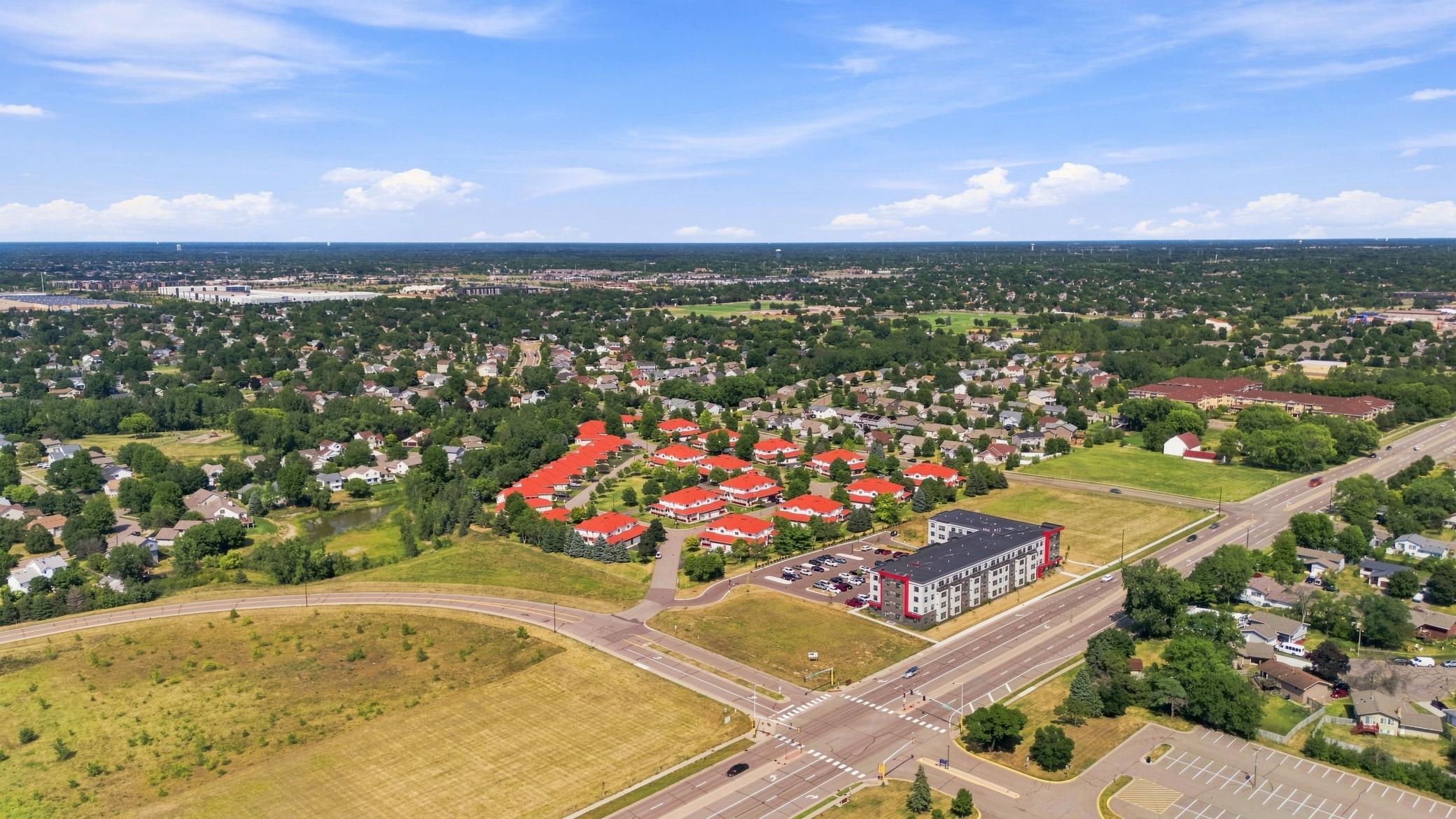 View of Residential at 8605 Tessman Circle, Brooklyn Park MN 55445, Brooklyn Park (28 of 33) - Mike Wilen | Minnesota Team Real Estate
