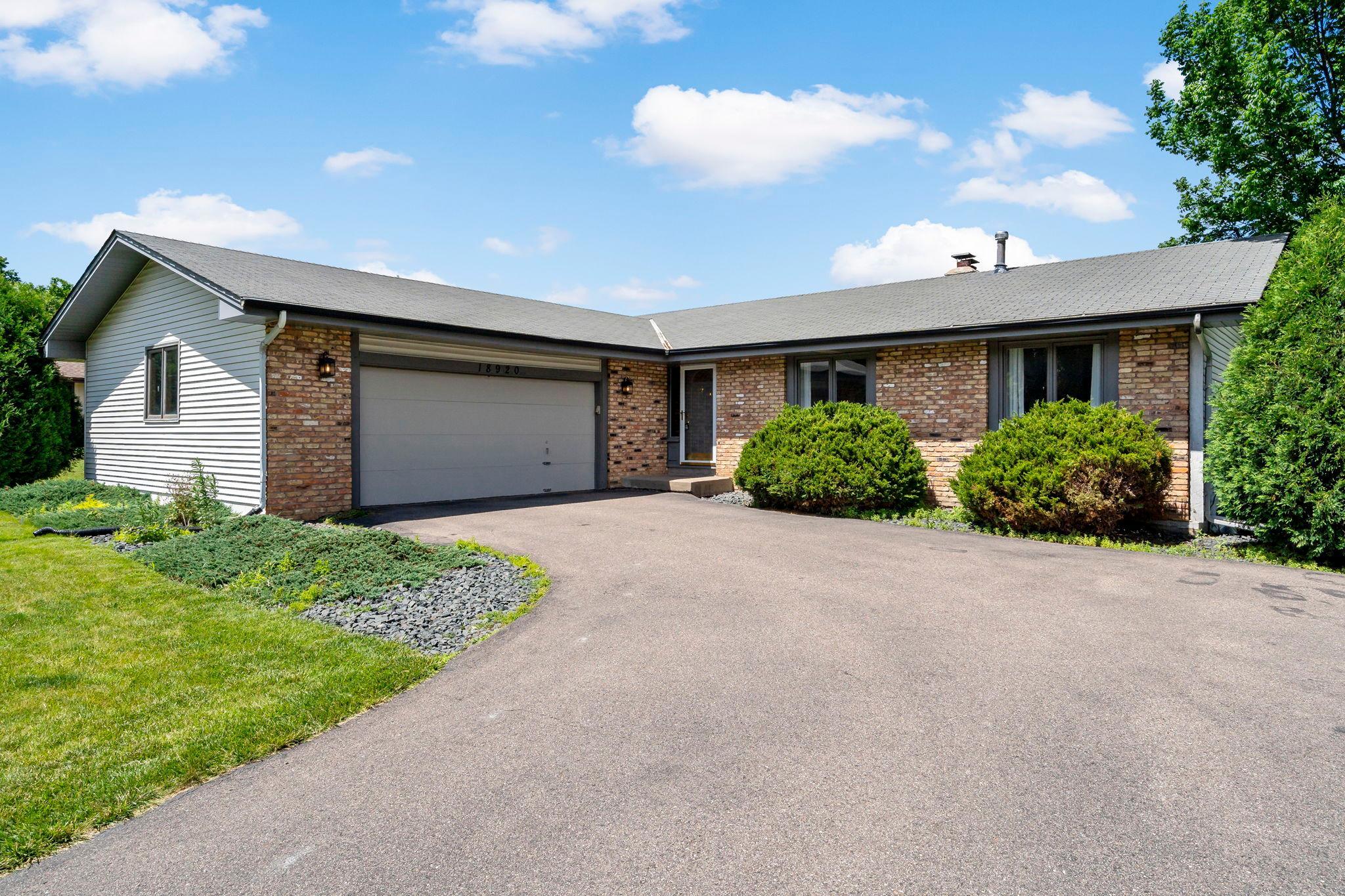 View of Residential at 18920 27th Avenue, Plymouth MN 55447, Plymouth (26 of 36) - Mike Wilen | Minnesota Team Real Estate