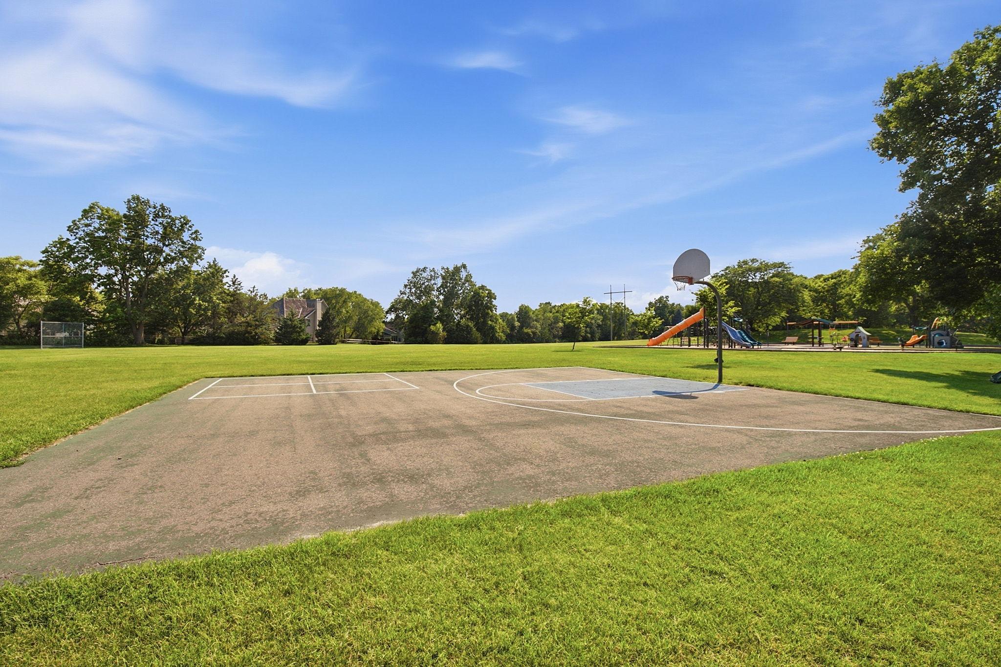 View of Residential at 18920 27th Avenue, Plymouth MN 55447, Plymouth (35 of 36) - Mike Wilen | Minnesota Team Real Estate