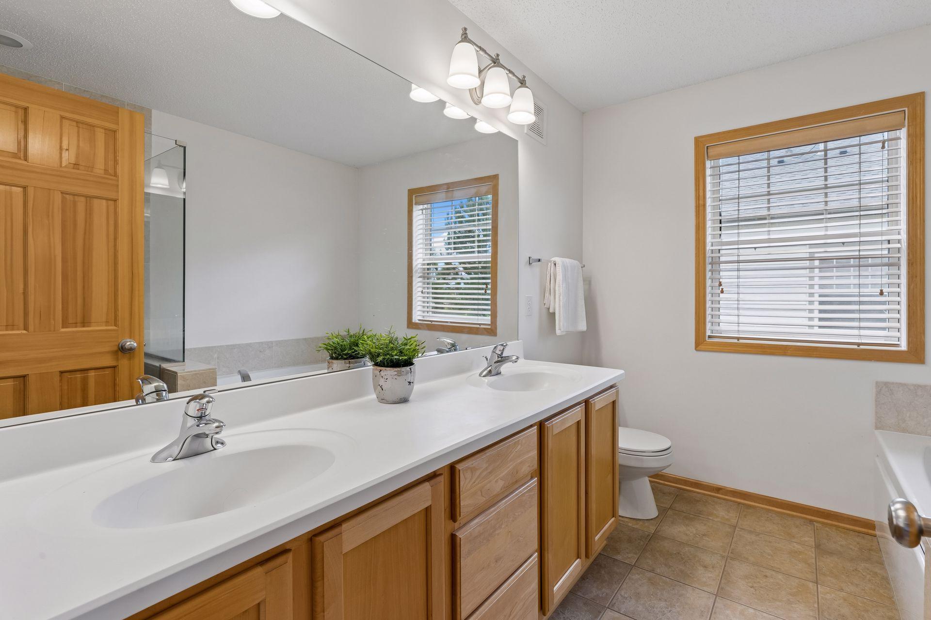 View of Residential at 8262 Labont Way #5, Eden Prairie MN 55344, Eden Prairie (11 of 26) - Mike Wilen | Minnesota Team Real Estate