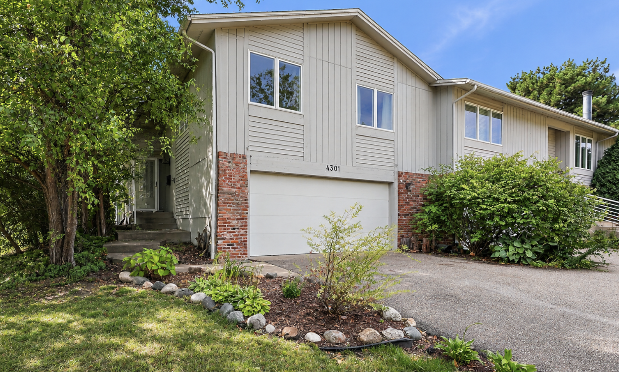 View of Twin Home at 4301 62nd Street, Edina - Mike Wilen | Minnesota Team Real Estate