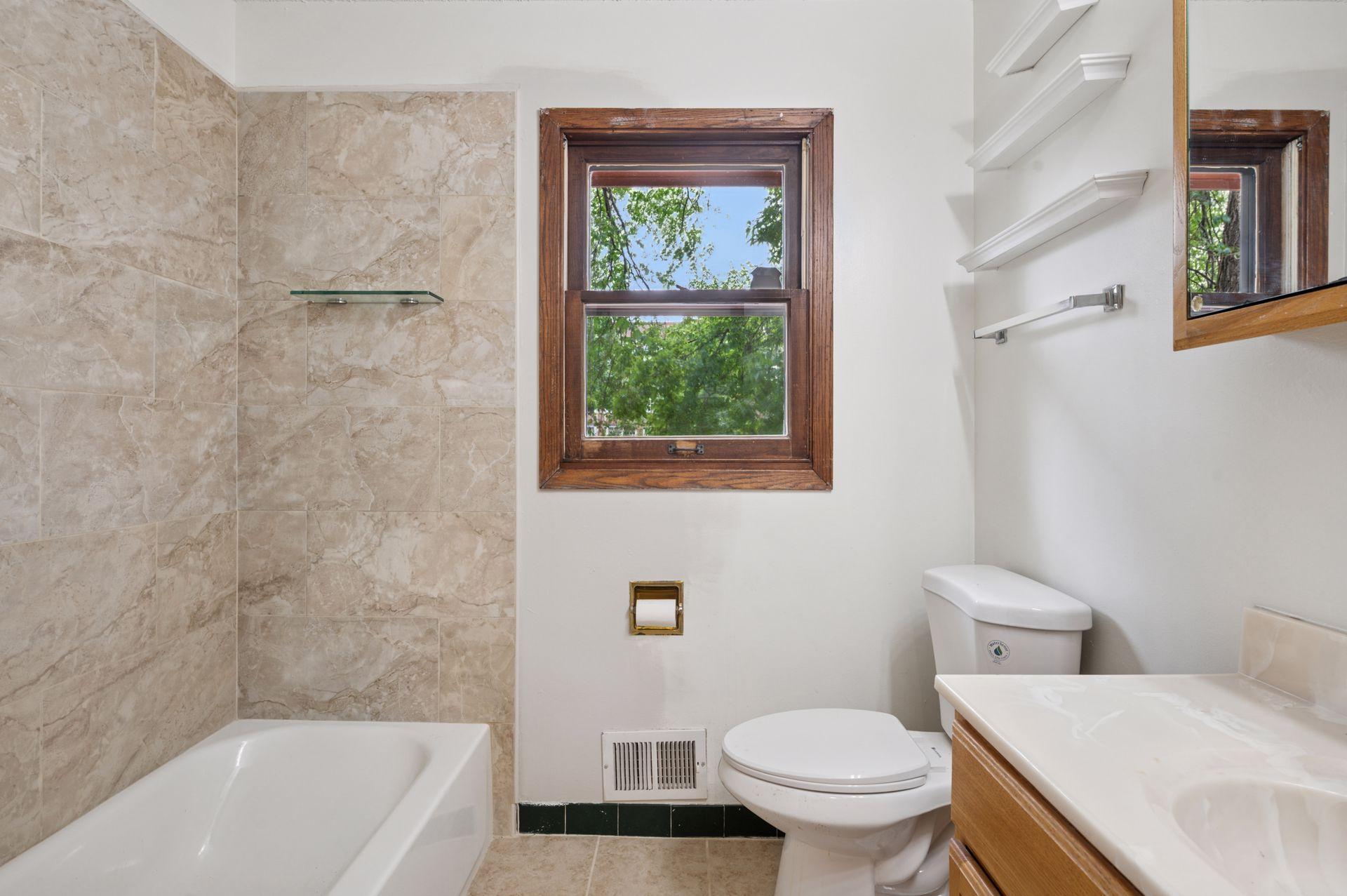 View of Residential at 1214 Penn Avenue, Minneapolis MN 55411, Minneapolis (14 of 27) - Mike Wilen | Minnesota Team Real Estate