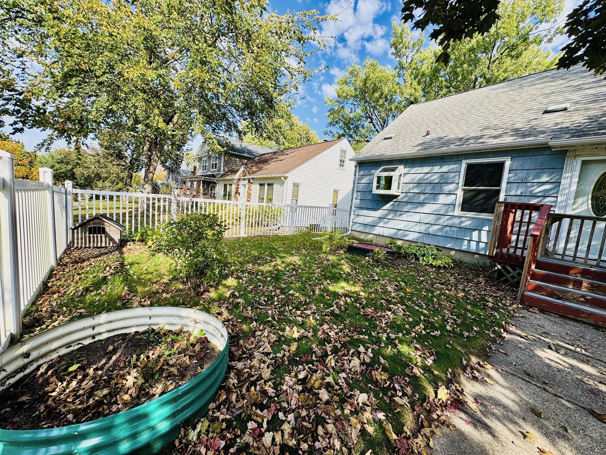 View of Residential at 1444 Saint Albans Street, Saint Paul MN 55117, Saint Paul (25 of 30) - Mike Wilen | Minnesota Team Real Estate