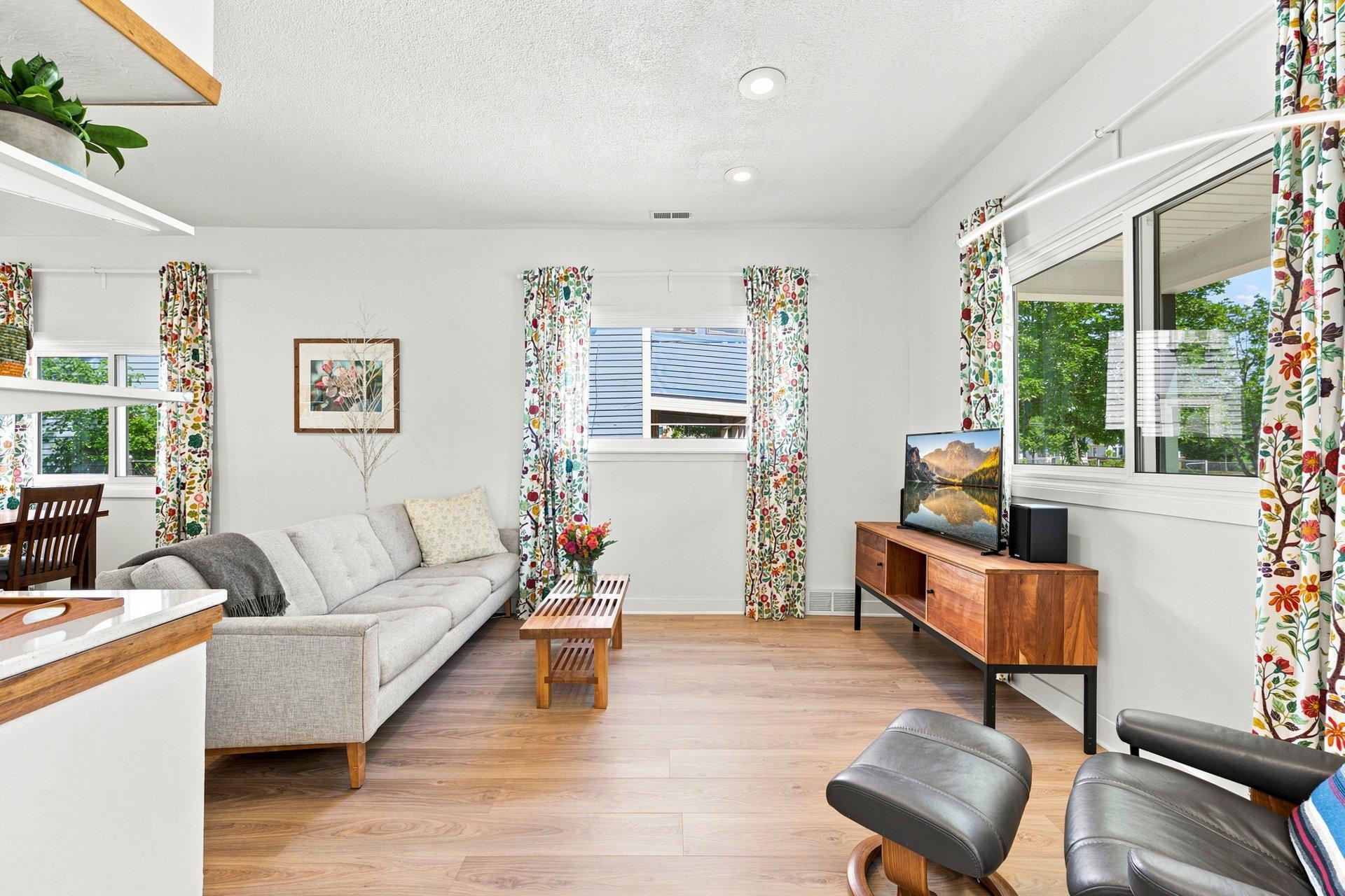View of Residential at 397 Thomas Avenue, Saint Paul MN 55103, Saint Paul (27 of 43) - Mike Wilen | Minnesota Team Real Estate