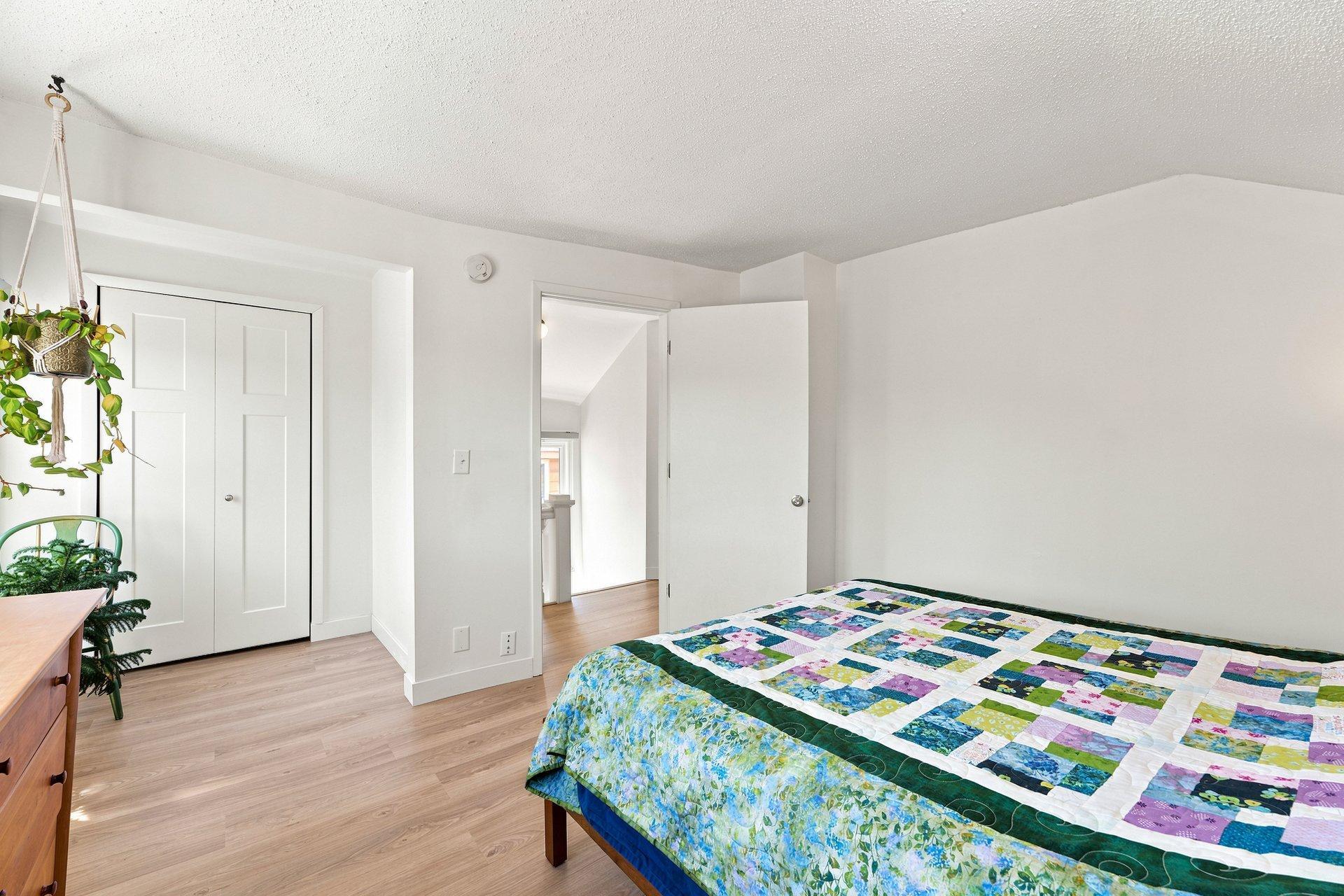 View of Residential at 397 Thomas Avenue, Saint Paul MN 55103, Saint Paul (36 of 43) - Mike Wilen | Minnesota Team Real Estate