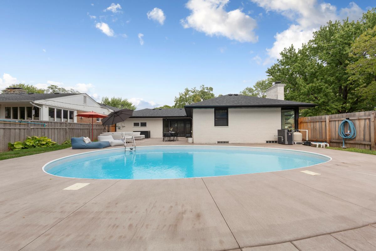 View of Residential at 5400 Richmond Lane, Edina MN 55436, Edina (35 of 40) - Mike Wilen | Minnesota Team Real Estate
