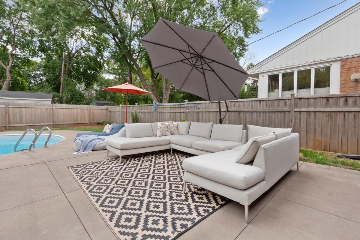View of Residential at 5400 Richmond Lane, Edina MN 55436, Edina (30 of 40) - Mike Wilen | Minnesota Team Real Estate