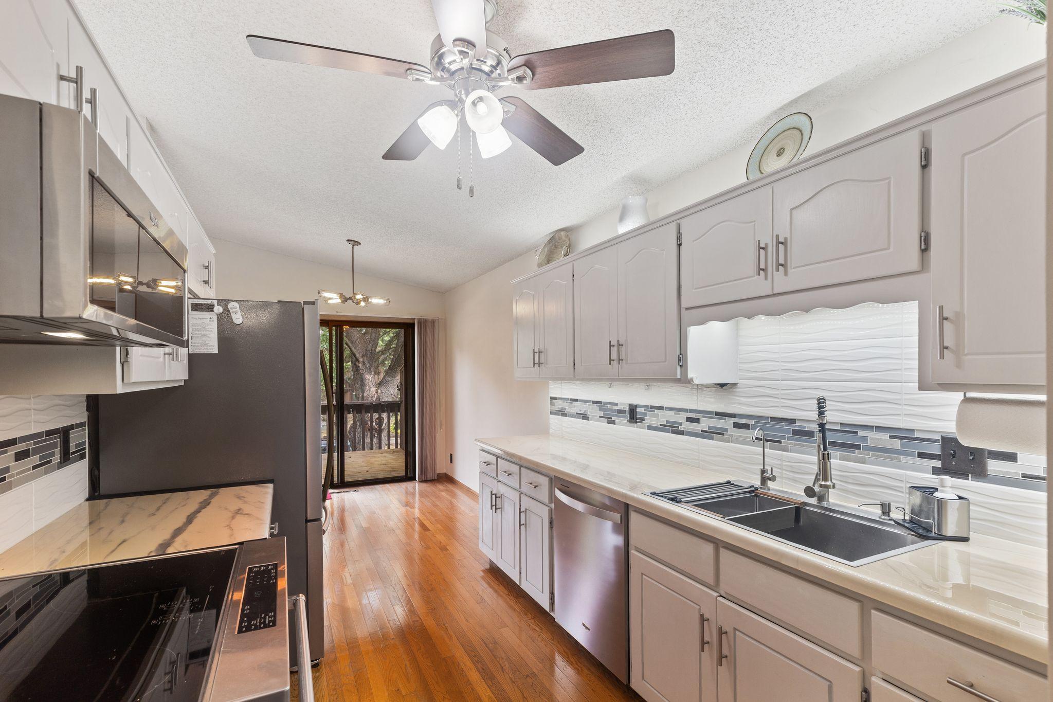 View of Residential at 1258 Bridle Path Court, White Bear Lake MN 55110, White Bear Lake (7 of 31) - Mike Wilen | Minnesota Team Real Estate
