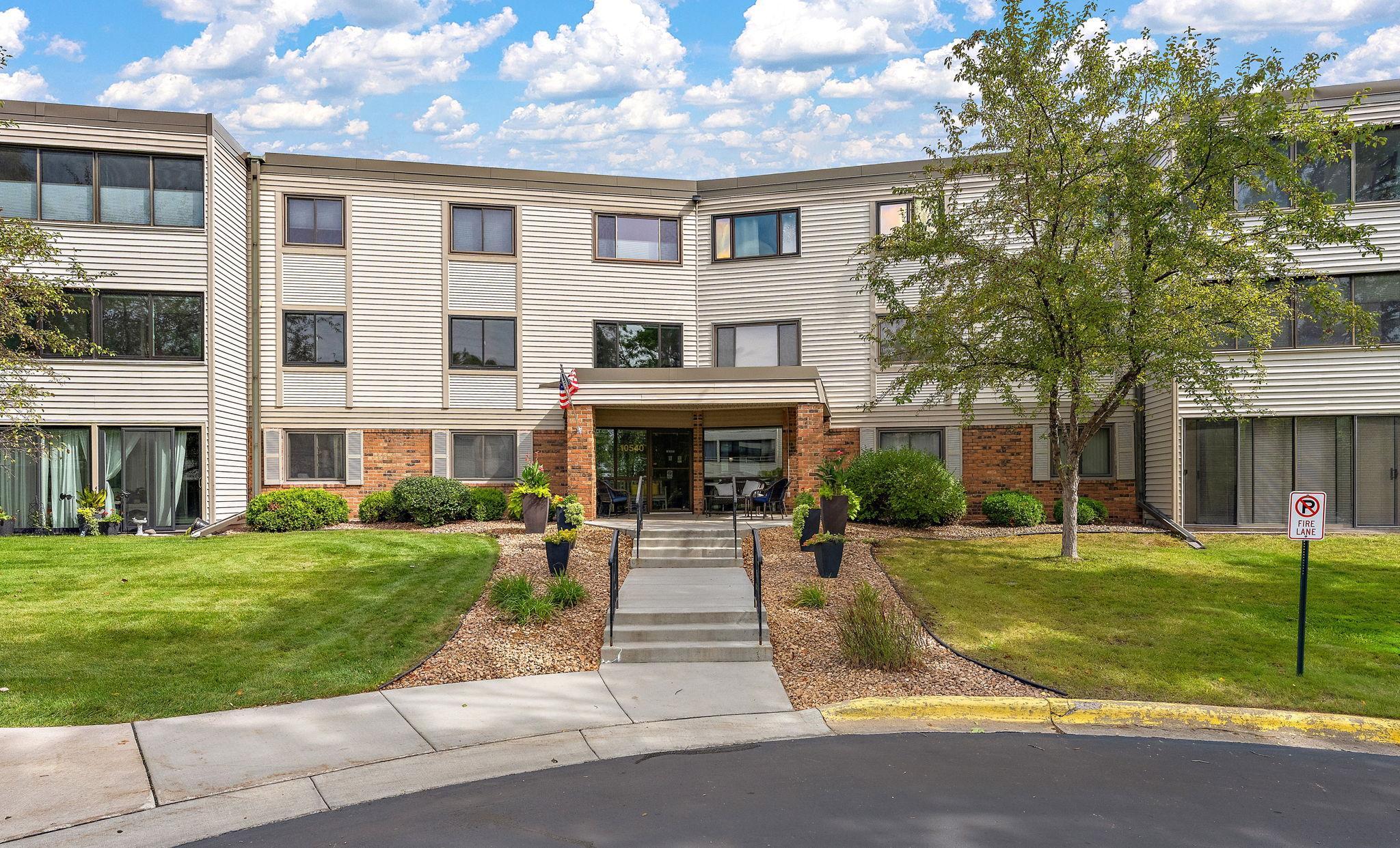 View of Residential at 10540 43rd Avenue #203, Plymouth MN 55442, Plymouth (22 of 32) - Mike Wilen | Minnesota Team Real Estate