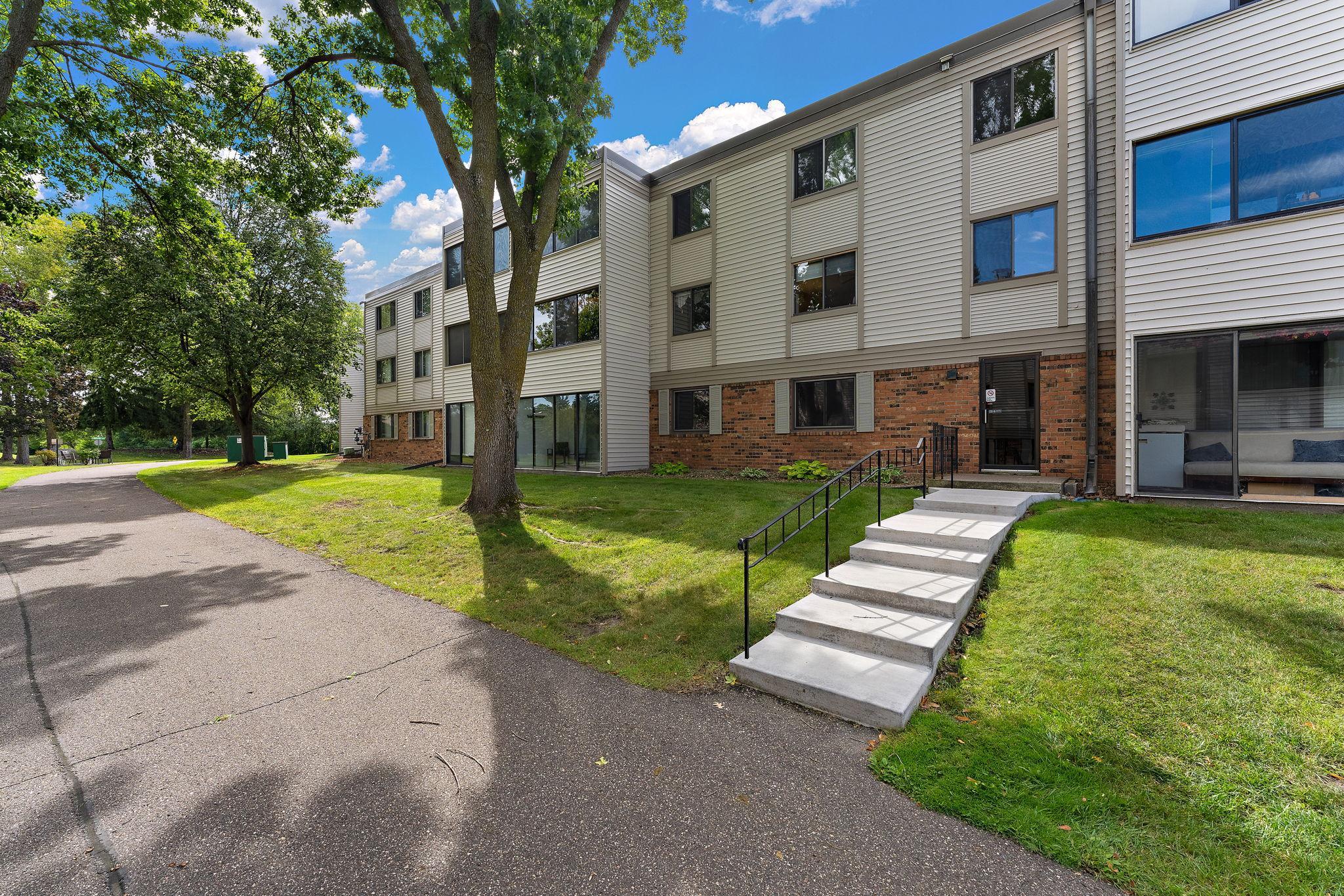 View of Residential at 10540 43rd Avenue #203, Plymouth MN 55442, Plymouth (27 of 32) - Mike Wilen | Minnesota Team Real Estate