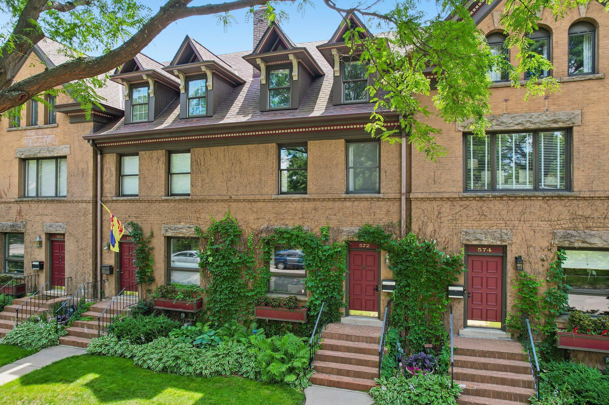 View of Residential at 572 Dayton Avenue, Saint Paul MN 55102, Saint Paul (3 of 42) - Mike Wilen | Minnesota Team Real Estate