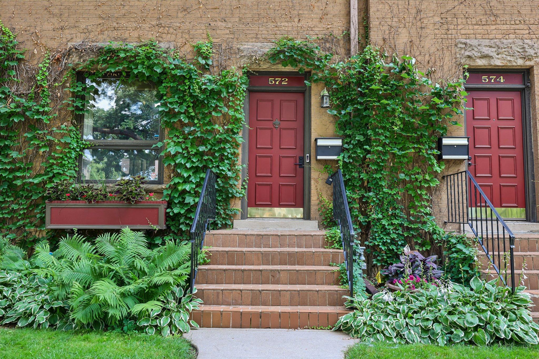View of Residential at 572 Dayton Avenue, Saint Paul MN 55102, Saint Paul (4 of 42) - Mike Wilen | Minnesota Team Real Estate