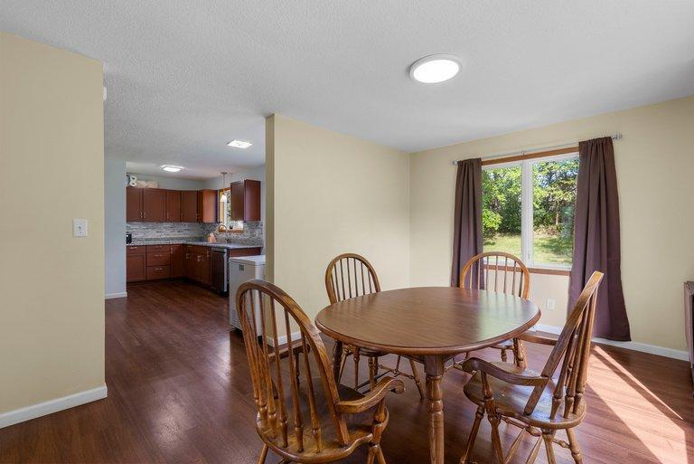 View of Residential at 395 Kingston Avenue, Maplewood MN 55117, Maplewood (11 of 33) - Mike Wilen | Minnesota Team Real Estate