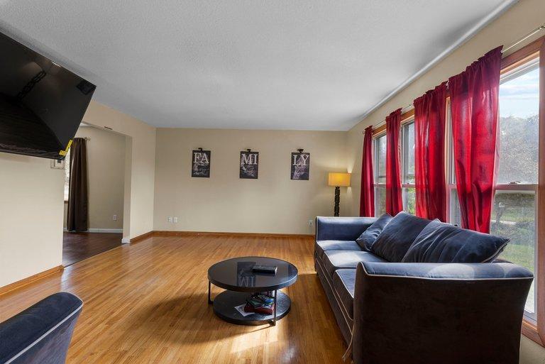 View of Residential at 395 Kingston Avenue, Maplewood MN 55117, Maplewood (5 of 33) - Mike Wilen | Minnesota Team Real Estate