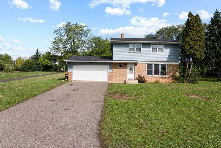 View of Single Family at 395 Kingston Avenue, Maplewood - Mike Wilen | Minnesota Team Real Estate