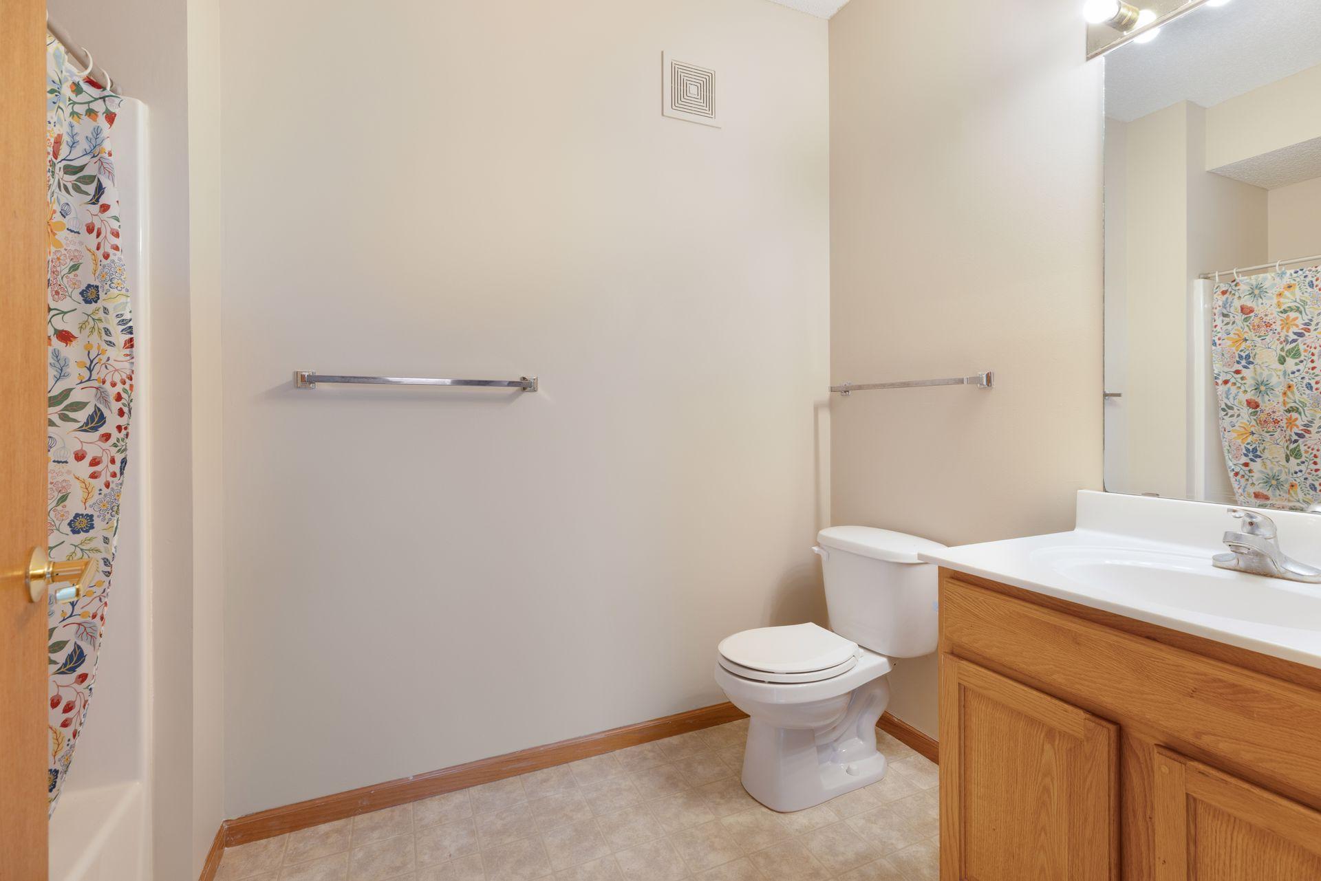 View of Residential at 4824 53rd Street #307, Minneapolis MN 55417, Minneapolis (18 of 32) - Mike Wilen | Minnesota Team Real Estate