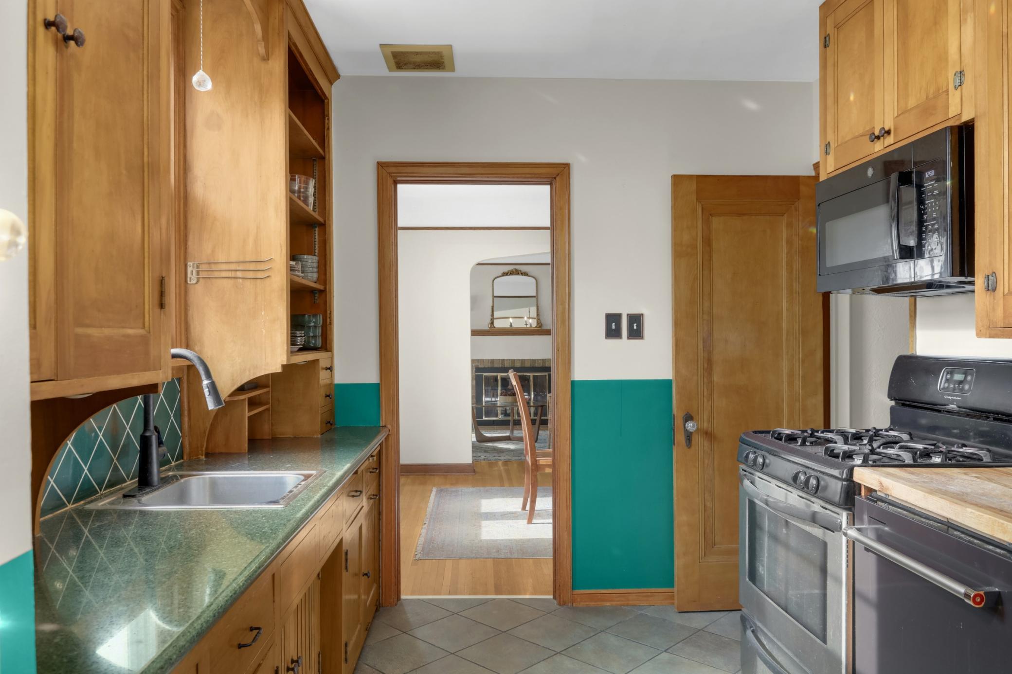 View of Residential at 5717 10th Avenue, Minneapolis MN 55417, Minneapolis (8 of 42) - Mike Wilen | Minnesota Team Real Estate