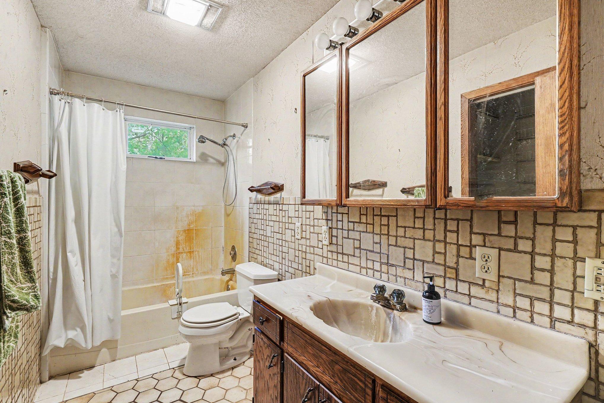 View of Residential at 1101 Goose Lake Road, Gem Lake MN 55110, Gem Lake (14 of 22) - Mike Wilen | Minnesota Team Real Estate