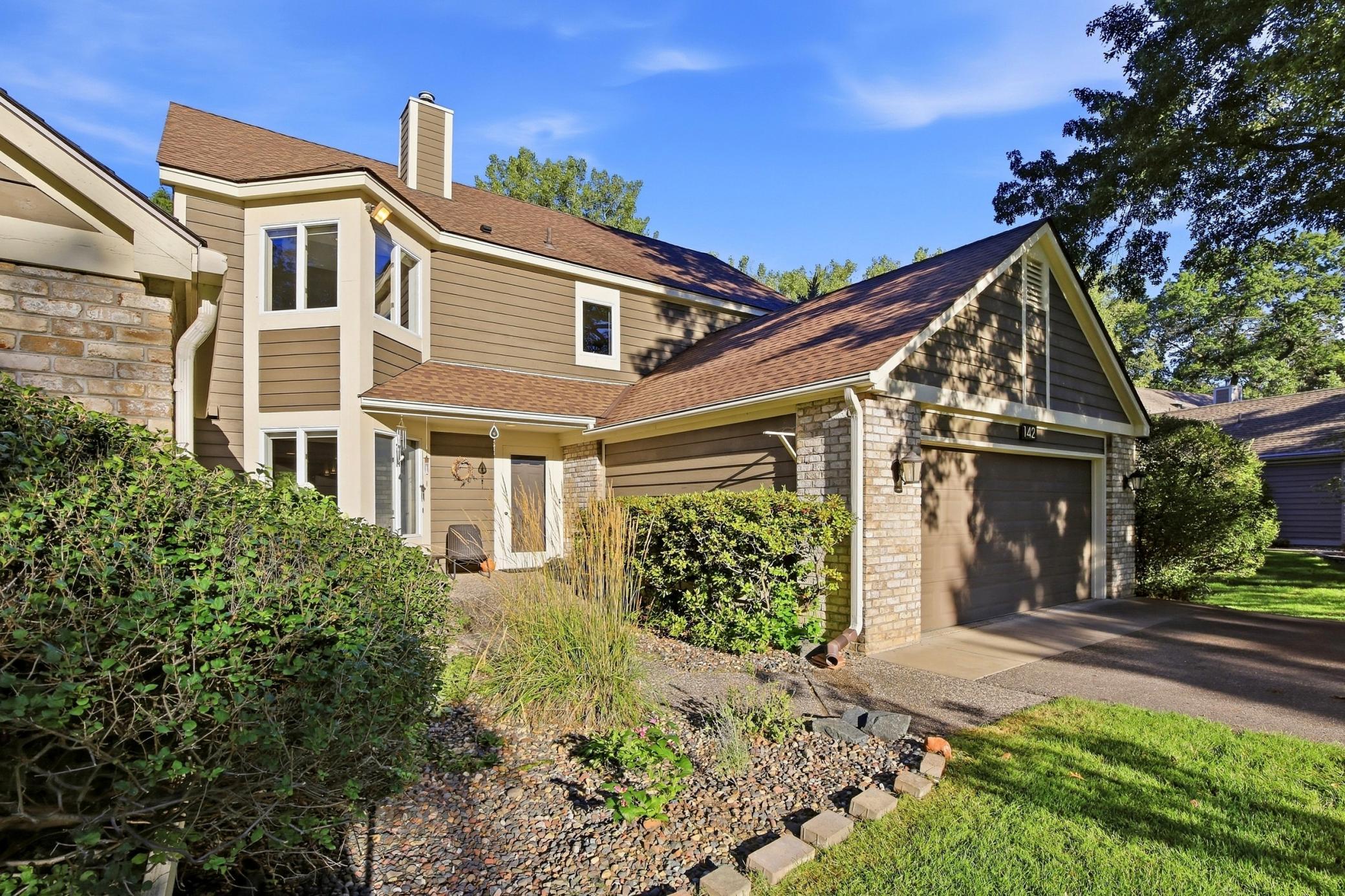 View of Residential at 142 Wildwood Bay Drive, Mahtomedi MN 55115, Mahtomedi (6 of 74) - Mike Wilen | Minnesota Team Real Estate