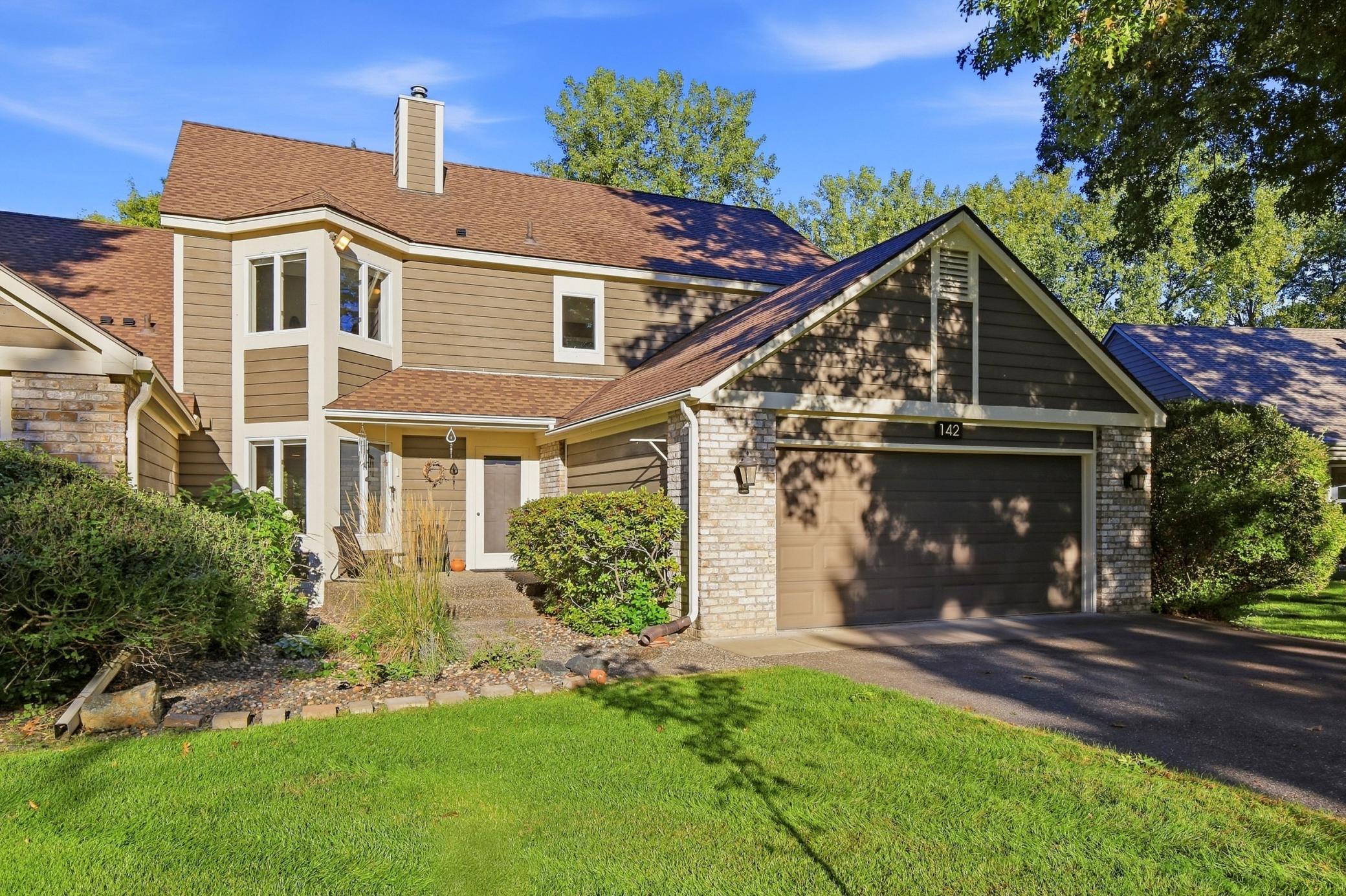 View of Residential at 142 Wildwood Bay Drive, Mahtomedi MN 55115, Mahtomedi (5 of 74) - Mike Wilen | Minnesota Team Real Estate