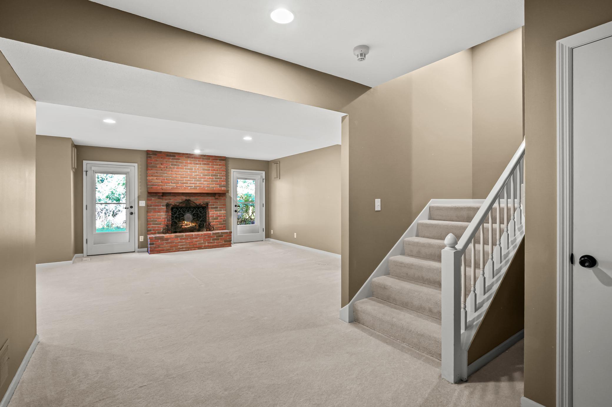 View of Residential at 142 Wildwood Bay Drive, Mahtomedi MN 55115, Mahtomedi (30 of 74) - Mike Wilen | Minnesota Team Real Estate