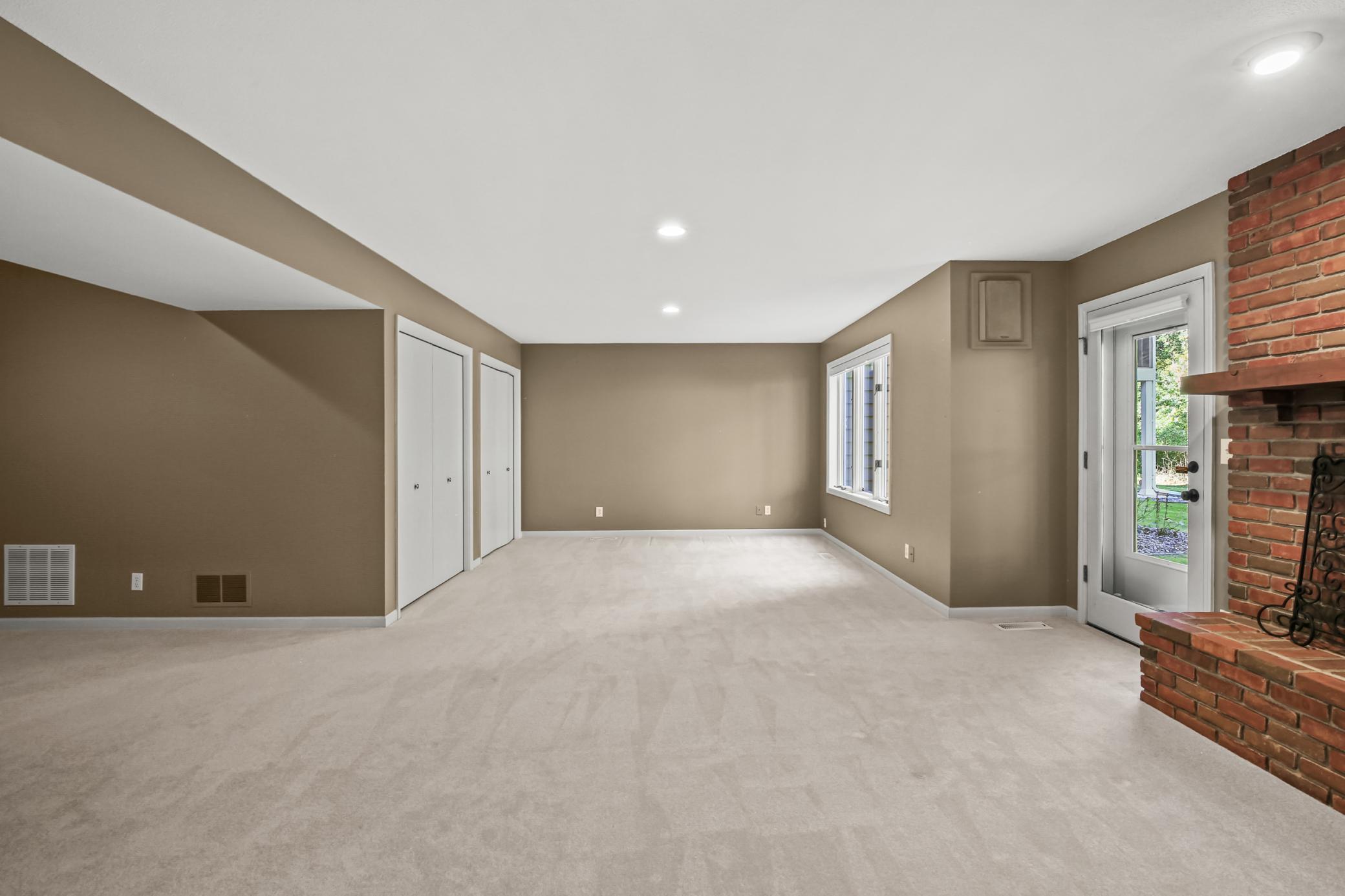 View of Residential at 142 Wildwood Bay Drive, Mahtomedi MN 55115, Mahtomedi (34 of 74) - Mike Wilen | Minnesota Team Real Estate