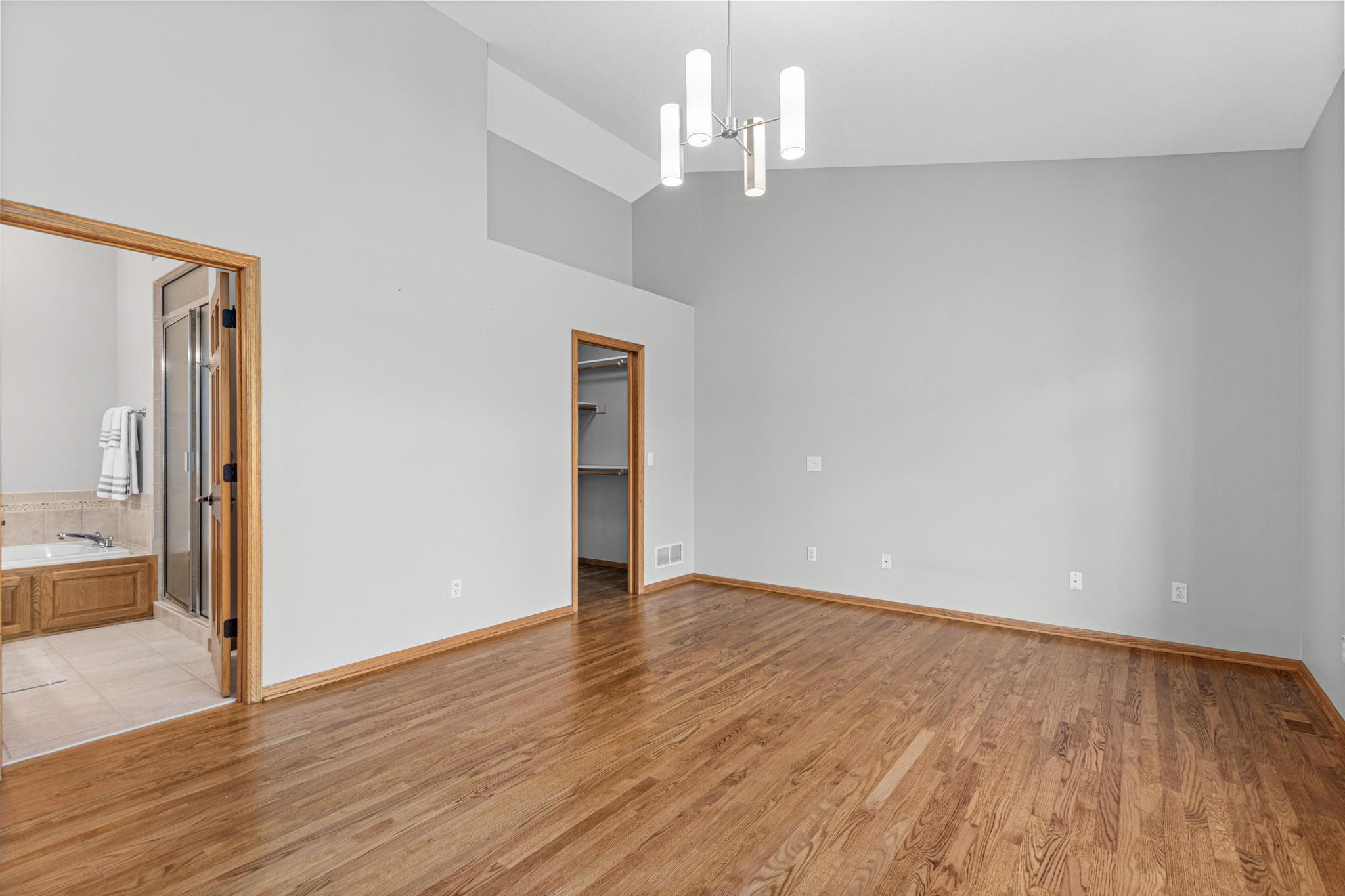 View of Residential at 1067 Westcliff Curve, Shoreview MN 55126, Shoreview (19 of 38) - Mike Wilen | Minnesota Team Real Estate