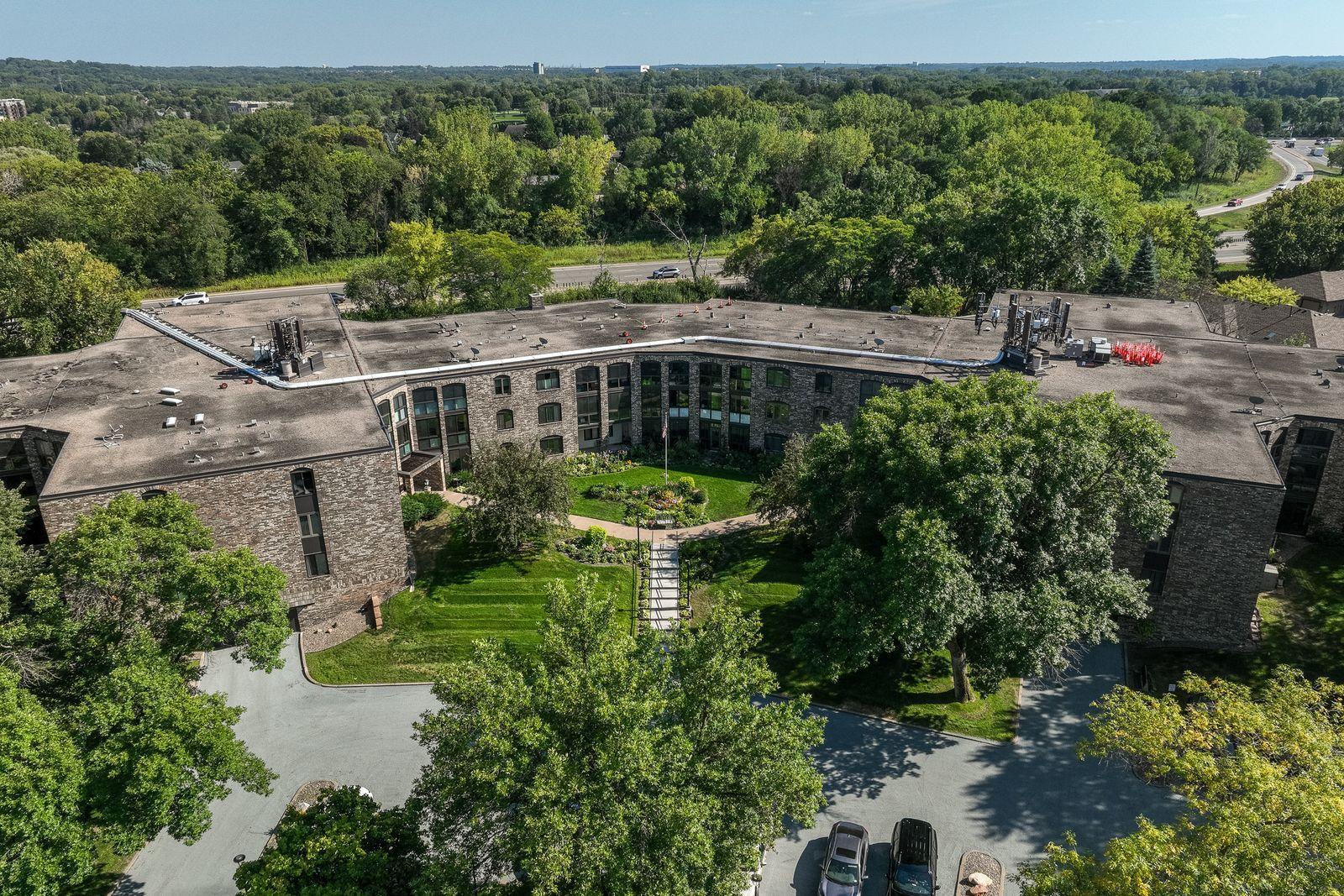 View of Residential at 1860 Eagle Ridge Drive #W304, Mendota Heights MN 55118, Mendota Heights (2 of 37) - Mike Wilen | Minnesota Team Real Estate