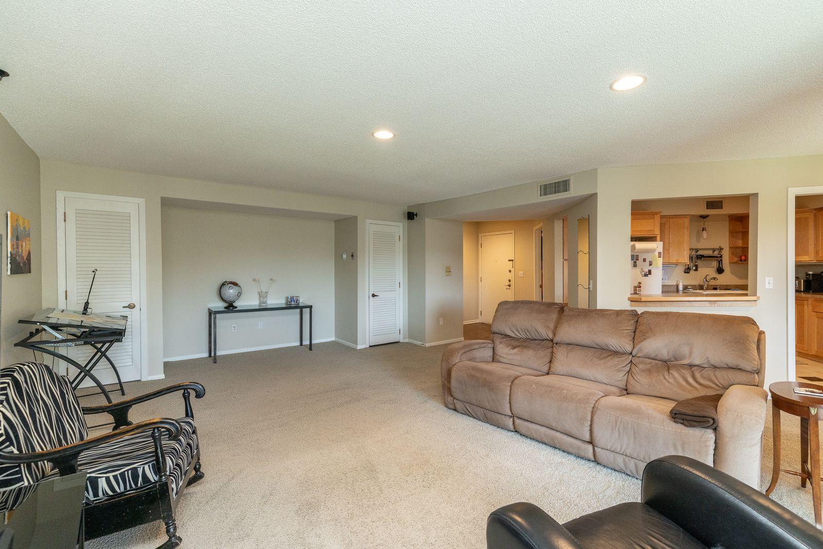 View of Residential at 1860 Eagle Ridge Drive #W304, Mendota Heights MN 55118, Mendota Heights (9 of 37) - Mike Wilen | Minnesota Team Real Estate