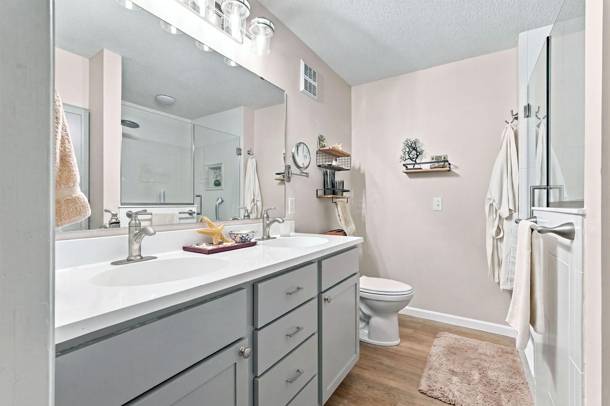 View of Residential at 1353 White Oak Drive, Chaska MN 55318, Chaska (15 of 36) - Mike Wilen | Minnesota Team Real Estate