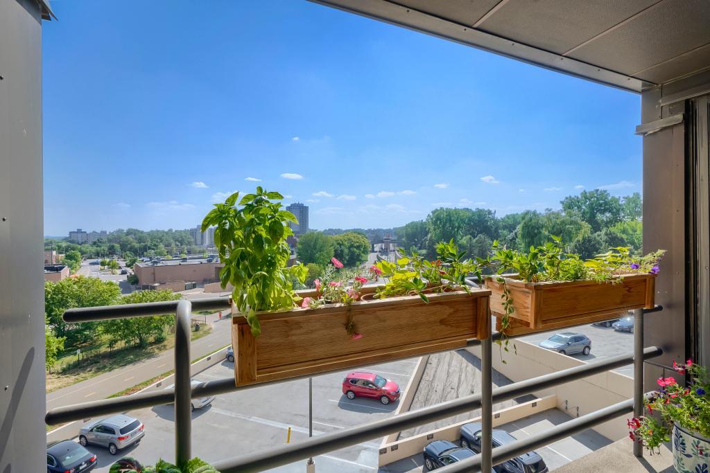 View of Residential at 3145 Dean Court #505, Minneapolis MN 55416, Minneapolis (21 of 24) - Mike Wilen | Minnesota Team Real Estate