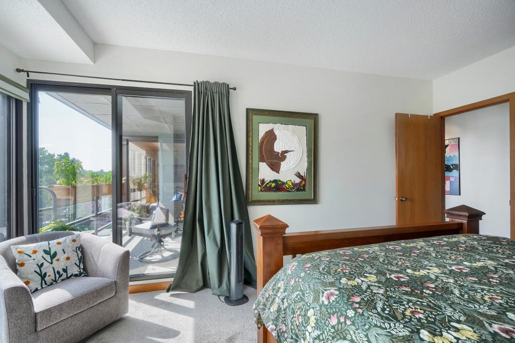 View of Residential at 3145 Dean Court #505, Minneapolis MN 55416, Minneapolis (9 of 24) - Mike Wilen | Minnesota Team Real Estate