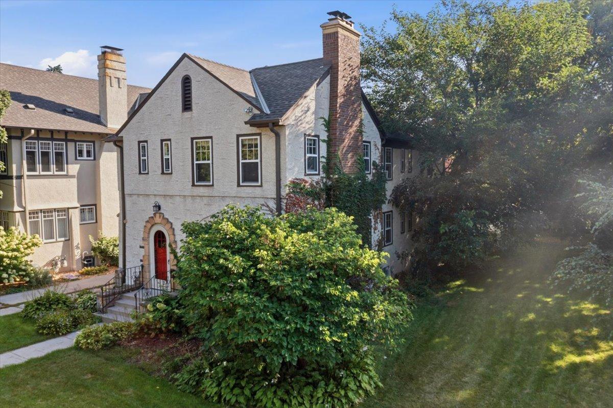 View of Residential Income at 4145 Colfax Avenue, Minneapolis MN 55409, Minneapolis (58 of 71) - Mike Wilen | Minnesota Team Real Estate