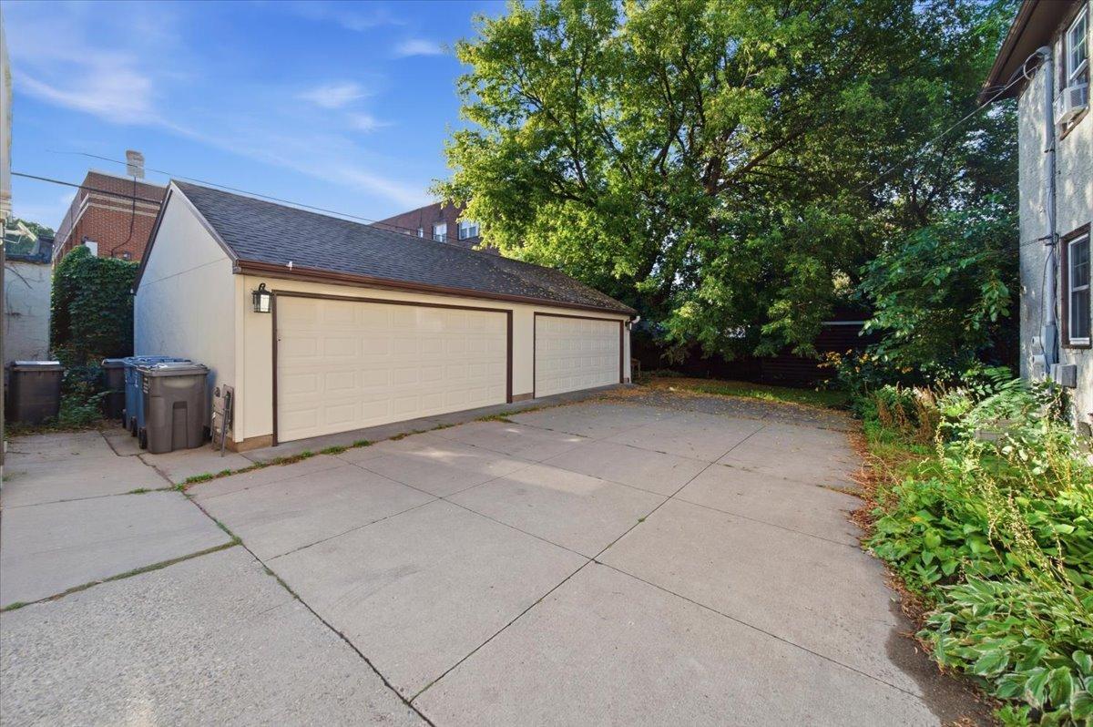 View of Residential Income at 4145 Colfax Avenue, Minneapolis MN 55409, Minneapolis (52 of 71) - Mike Wilen | Minnesota Team Real Estate
