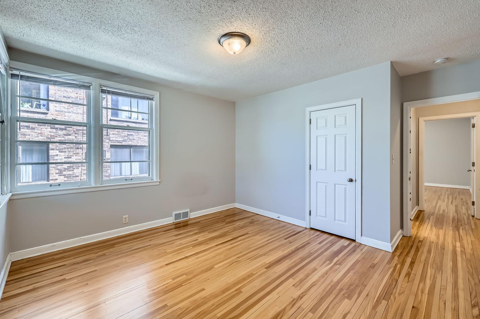 View of Residential at 3527 Dupont Avenue #3, Minneapolis MN 55408, Minneapolis (9 of 12) - Mike Wilen | Minnesota Team Real Estate