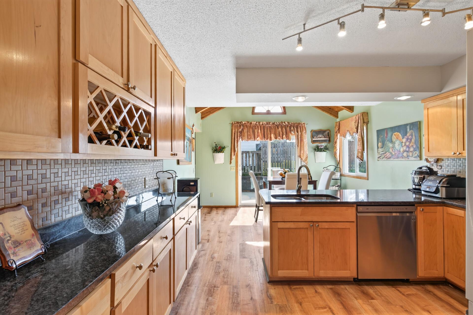 View of Residential at 16609 Illinois Avenue, Lakeville MN 55044, Lakeville (6 of 20) - Mike Wilen | Minnesota Team Real Estate