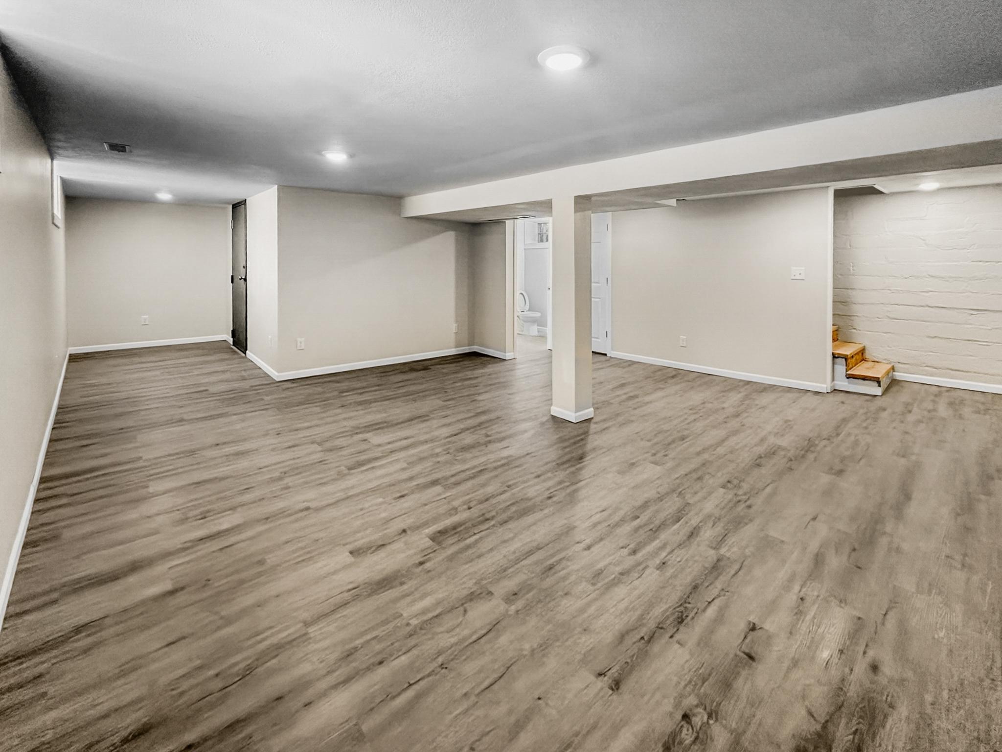View of Residential Income at 4301 James Avenue, Minneapolis MN 55412, Minneapolis (35 of 47) - Mike Wilen | Minnesota Team Real Estate