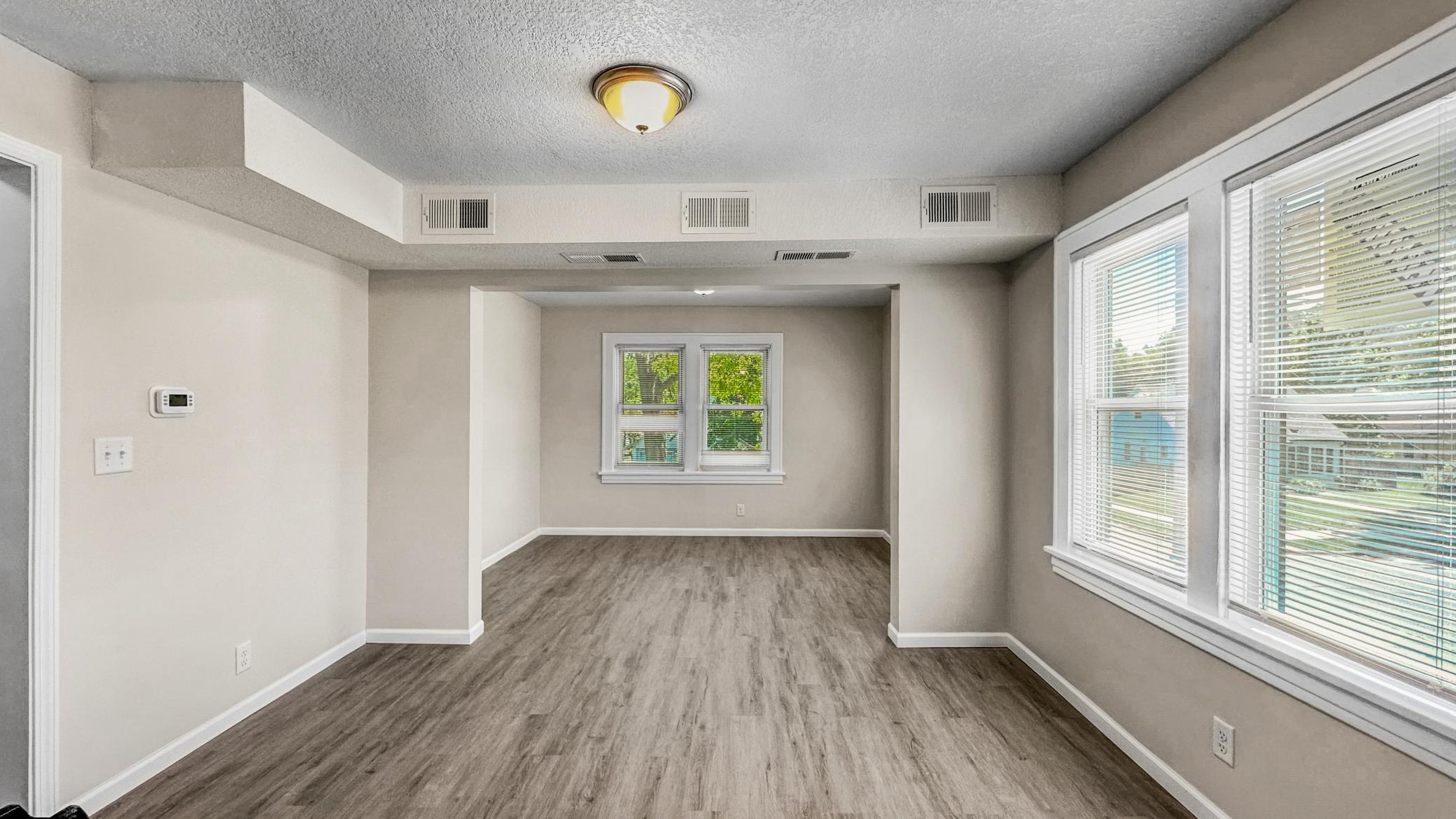 View of Residential Income at 4301 James Avenue, Minneapolis MN 55412, Minneapolis (16 of 47) - Mike Wilen | Minnesota Team Real Estate
