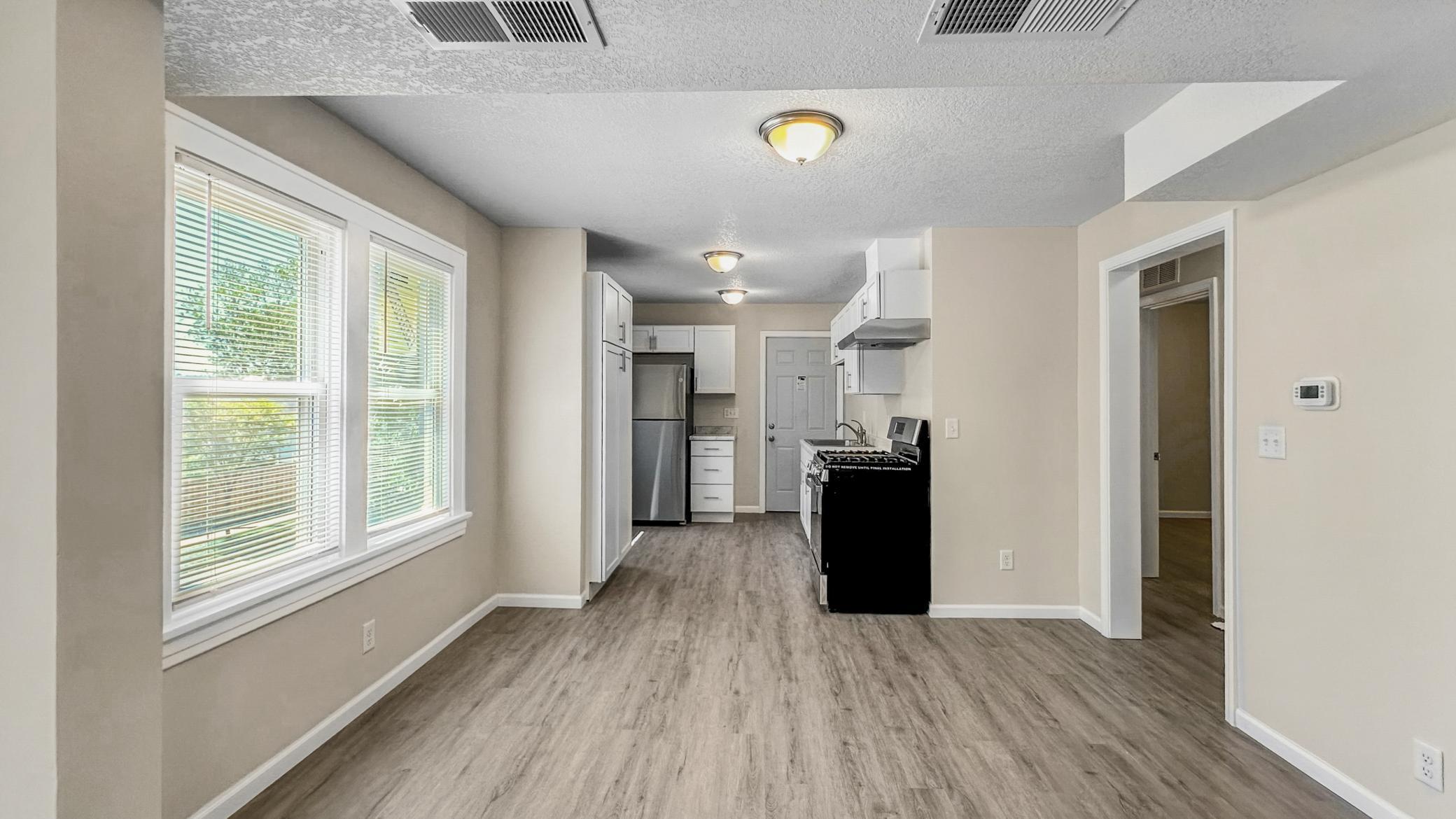 View of Residential Income at 4301 James Avenue, Minneapolis MN 55412, Minneapolis (18 of 47) - Mike Wilen | Minnesota Team Real Estate