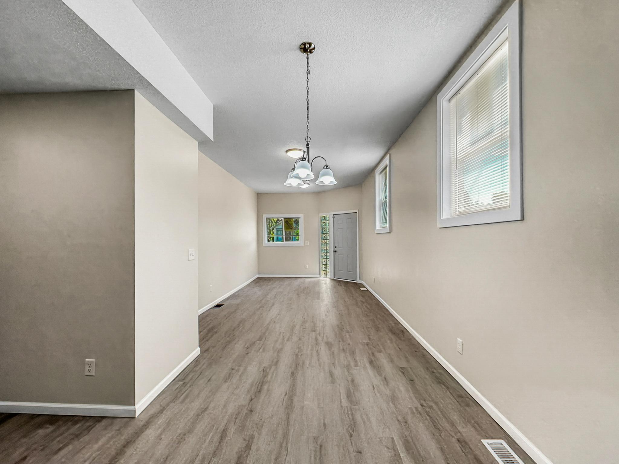 View of Residential Income at 4301 James Avenue, Minneapolis MN 55412, Minneapolis (3 of 47) - Mike Wilen | Minnesota Team Real Estate