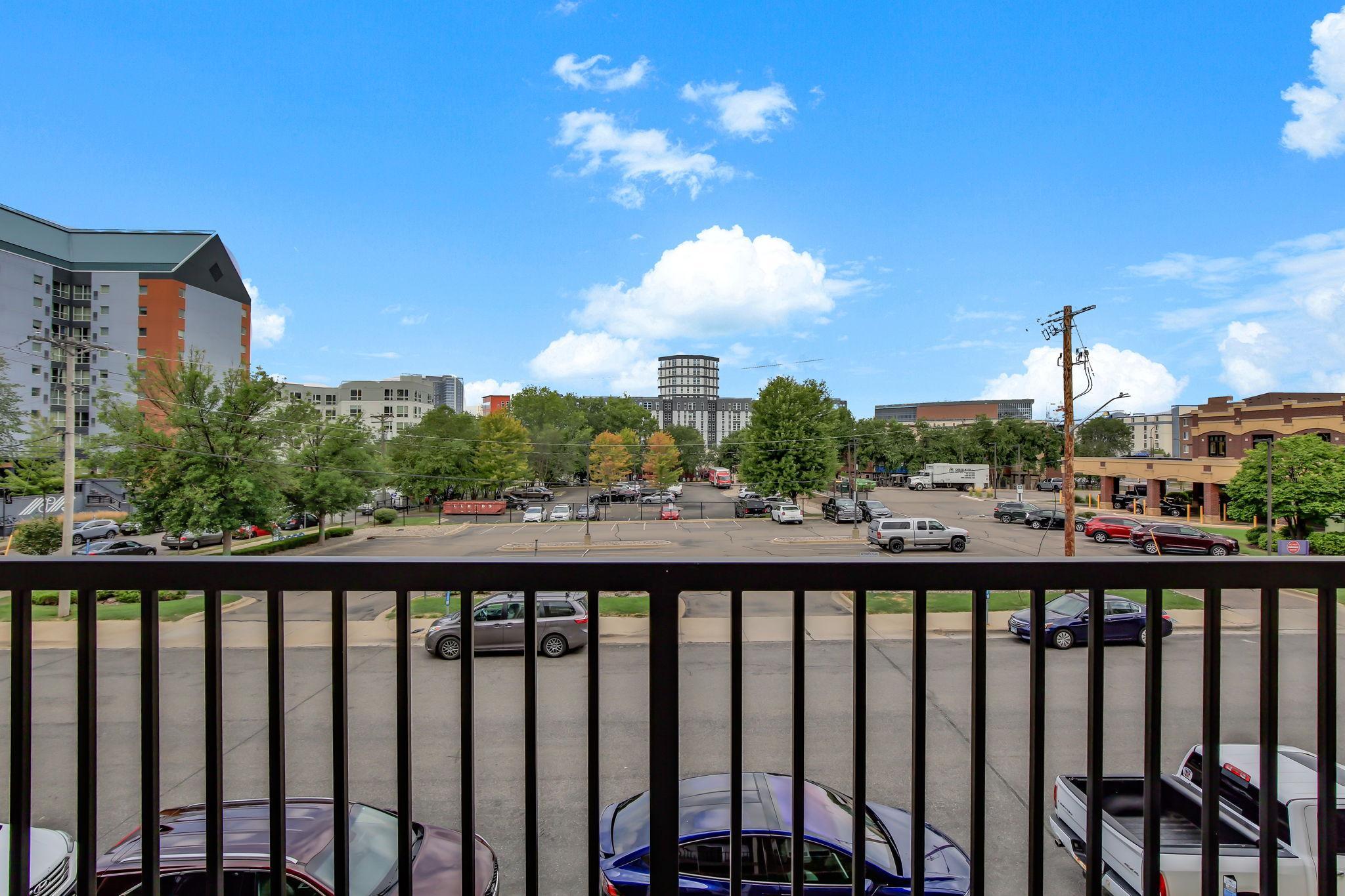 View of Residential at 2600 University Avenue #210, Minneapolis MN 55414, Minneapolis (21 of 23) - Mike Wilen | Minnesota Team Real Estate