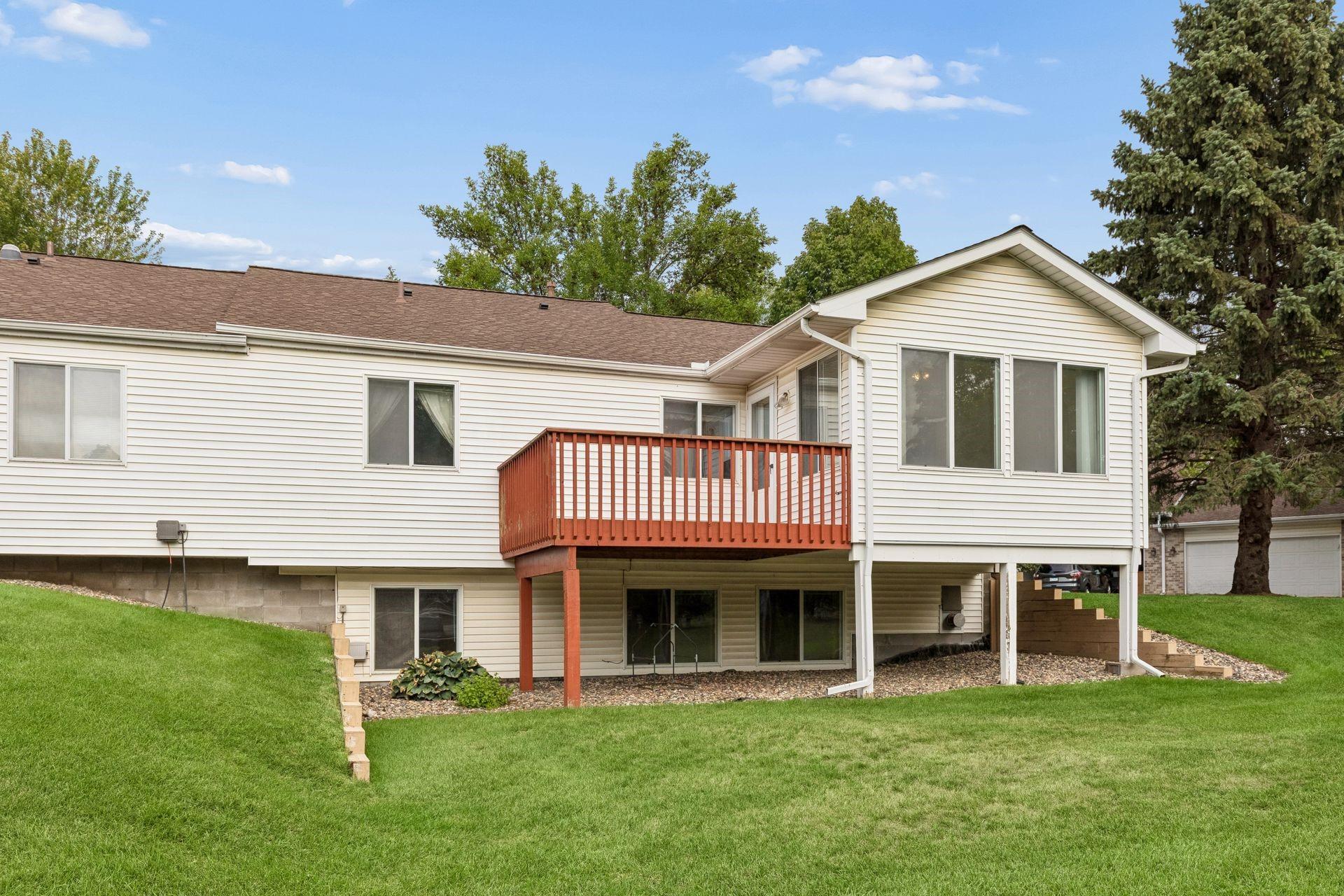 View of Residential at 14116 Essex Lane, Apple Valley MN 55124, Apple Valley (19 of 20) - Mike Wilen | Minnesota Team Real Estate